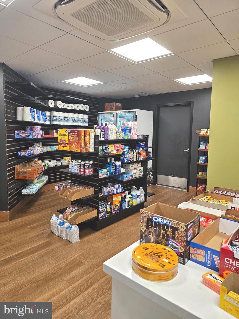 5902 MOUNT EAGLE DR #203, ALEXANDRIA, Virginia 22303, 1 Bedroom Bedrooms, ,1 BathroomBathrooms,Residential,For sale,5902 MOUNT EAGLE DR #203,VAFX2278582 MLS # VAFX2278582