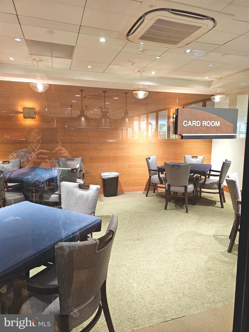 5902 MOUNT EAGLE DR #203, ALEXANDRIA, Virginia 22303, 1 Bedroom Bedrooms, ,1 BathroomBathrooms,Residential,For sale,5902 MOUNT EAGLE DR #203,VAFX2278582 MLS # VAFX2278582