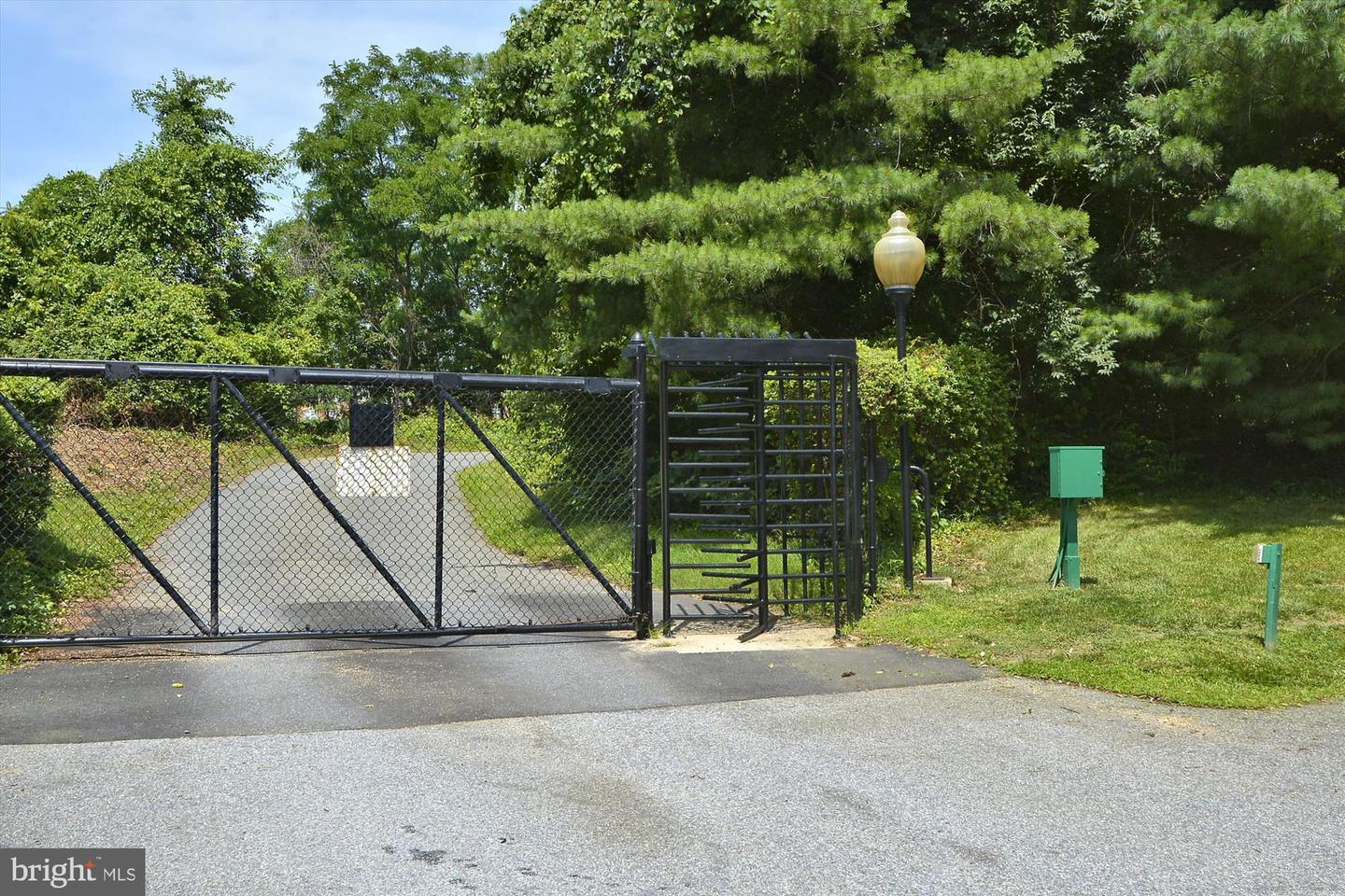 5902 MOUNT EAGLE DR #203, ALEXANDRIA, Virginia 22303, 1 Bedroom Bedrooms, ,1 BathroomBathrooms,Residential,For sale,5902 MOUNT EAGLE DR #203,VAFX2278582 MLS # VAFX2278582