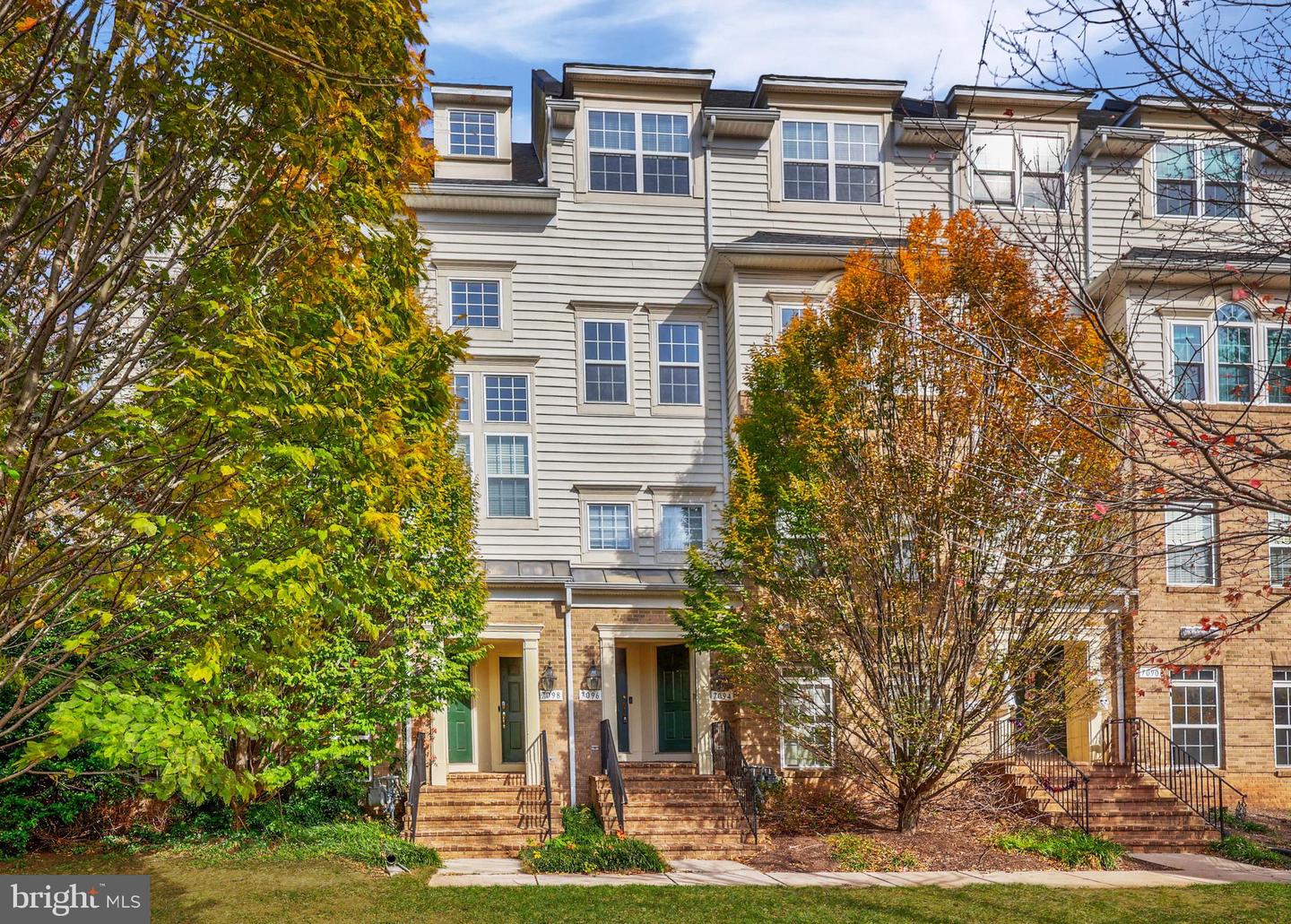 7096 LITTLE THAMES DR, GAINESVILLE, Virginia 20155, 3 Bedrooms Bedrooms, ,2 BathroomsBathrooms,Residential,For sale,7096 LITTLE THAMES DR,VAPW2107634 MLS # VAPW2107634