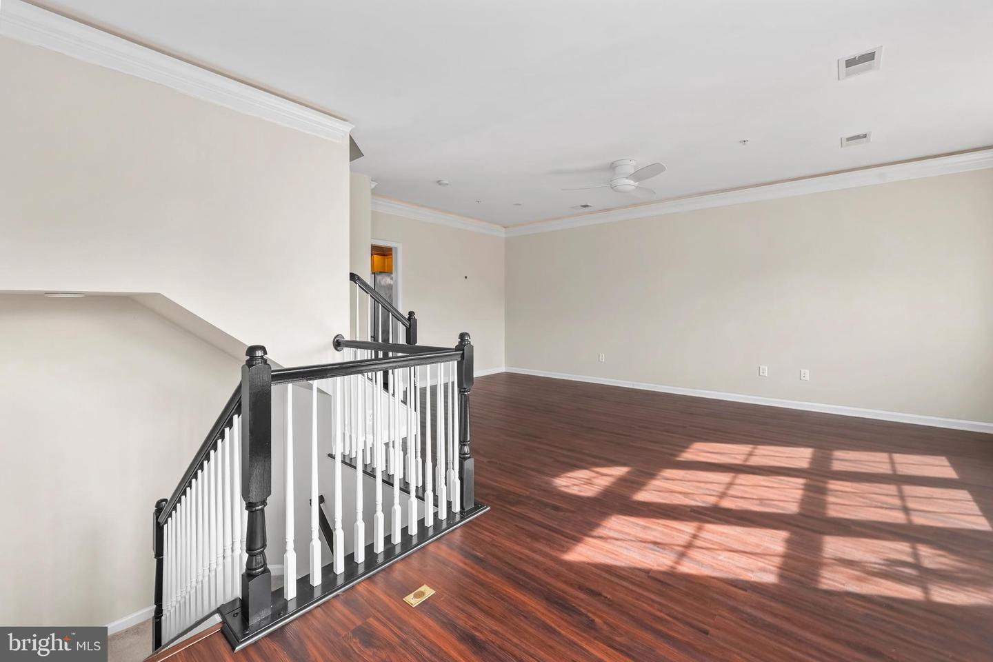 7096 LITTLE THAMES DR, GAINESVILLE, Virginia 20155, 3 Bedrooms Bedrooms, ,2 BathroomsBathrooms,Residential,For sale,7096 LITTLE THAMES DR,VAPW2107634 MLS # VAPW2107634