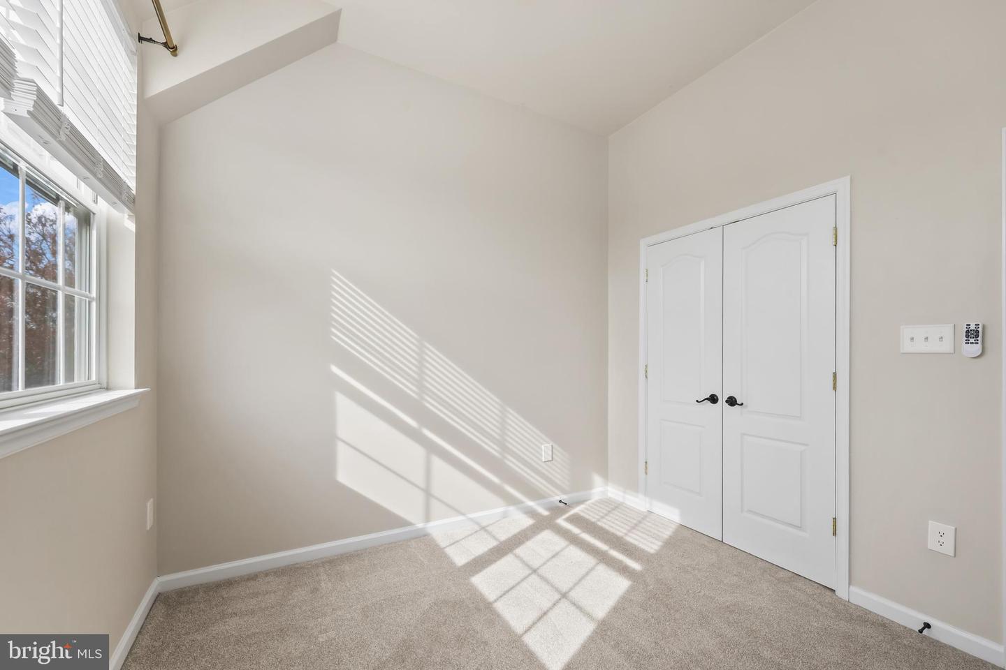 7096 LITTLE THAMES DR, GAINESVILLE, Virginia 20155, 3 Bedrooms Bedrooms, ,2 BathroomsBathrooms,Residential,For sale,7096 LITTLE THAMES DR,VAPW2107634 MLS # VAPW2107634