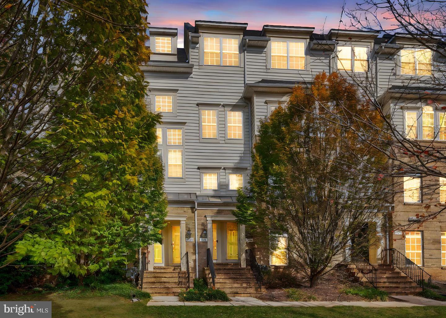 7096 LITTLE THAMES DR, GAINESVILLE, Virginia 20155, 3 Bedrooms Bedrooms, ,2 BathroomsBathrooms,Residential,For sale,7096 LITTLE THAMES DR,VAPW2107634 MLS # VAPW2107634