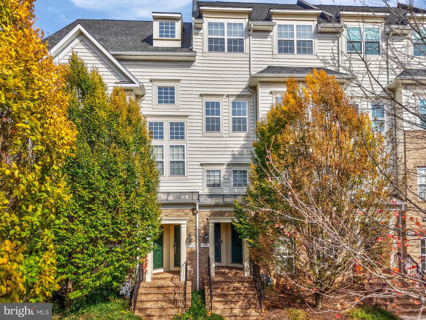 7096 LITTLE THAMES DR, GAINESVILLE, Virginia 20155, 3 Bedrooms Bedrooms, ,2 BathroomsBathrooms,Residential,For sale,7096 LITTLE THAMES DR,VAPW2107634 MLS # VAPW2107634