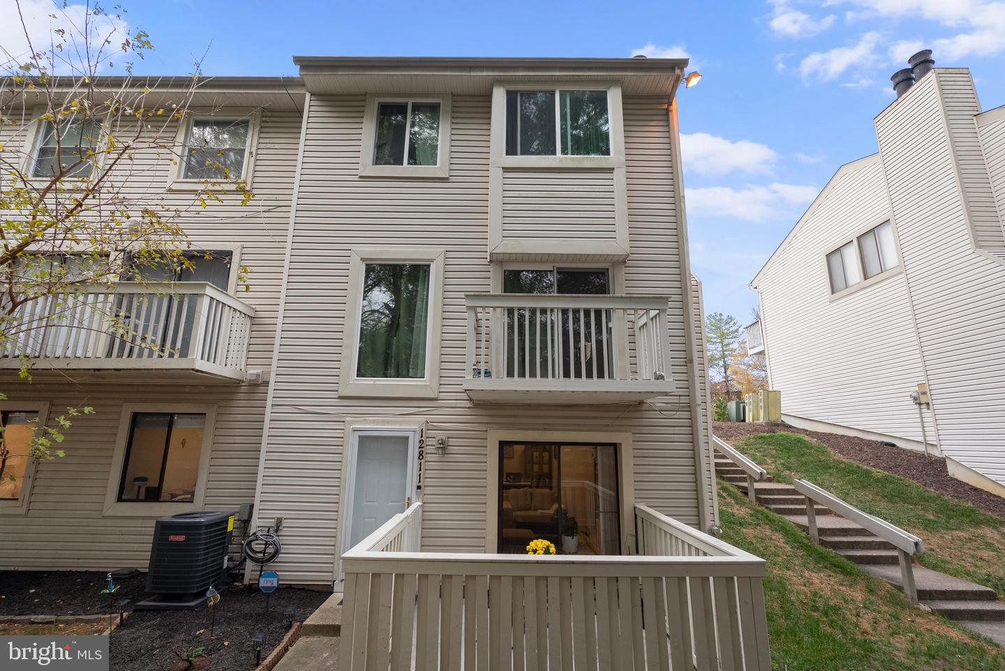 12811 CARA DR, WOODBRIDGE, Virginia 22192, 2 Bedrooms Bedrooms, ,2 BathroomsBathrooms,Residential,For sale,12811 CARA DR,VAPW2107682 MLS # VAPW2107682 12811 CARA DR, WOODBRIDGE, Virginia 22192, 2 Bedrooms Bedrooms, ,2 BathroomsBathrooms,Residential,For sale,12811 CARA DR,VAPW2107682 MLS # VAPW2107682