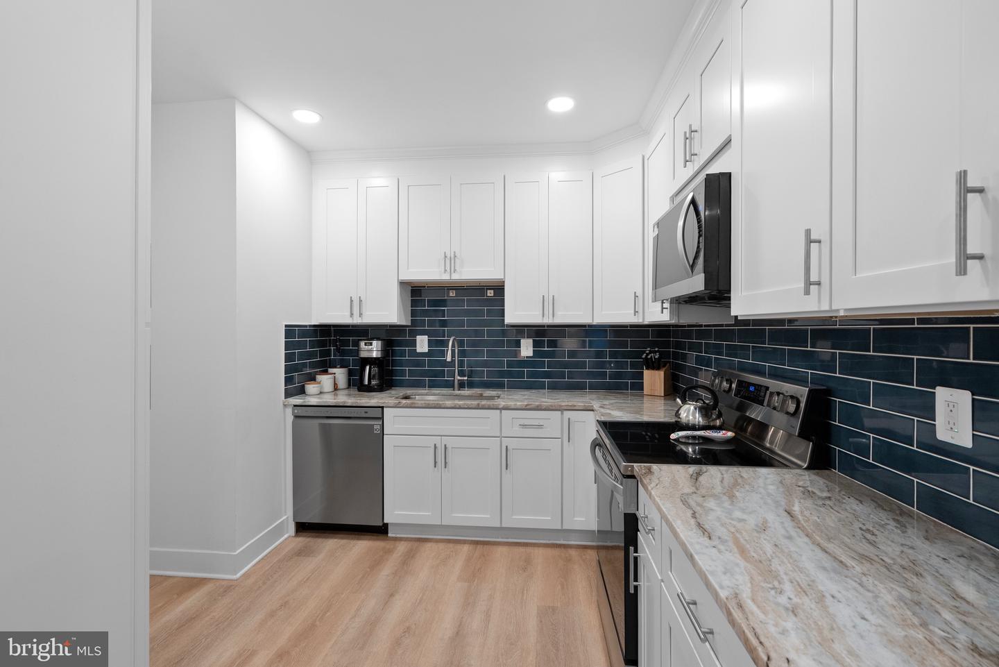 12811 CARA DR, WOODBRIDGE, Virginia 22192, 2 Bedrooms Bedrooms, ,2 BathroomsBathrooms,Residential,For sale,12811 CARA DR,VAPW2107682 MLS # VAPW2107682 12811 CARA DR, WOODBRIDGE, Virginia 22192, 2 Bedrooms Bedrooms, ,2 BathroomsBathrooms,Residential,For sale,12811 CARA DR,VAPW2107682 MLS # VAPW2107682