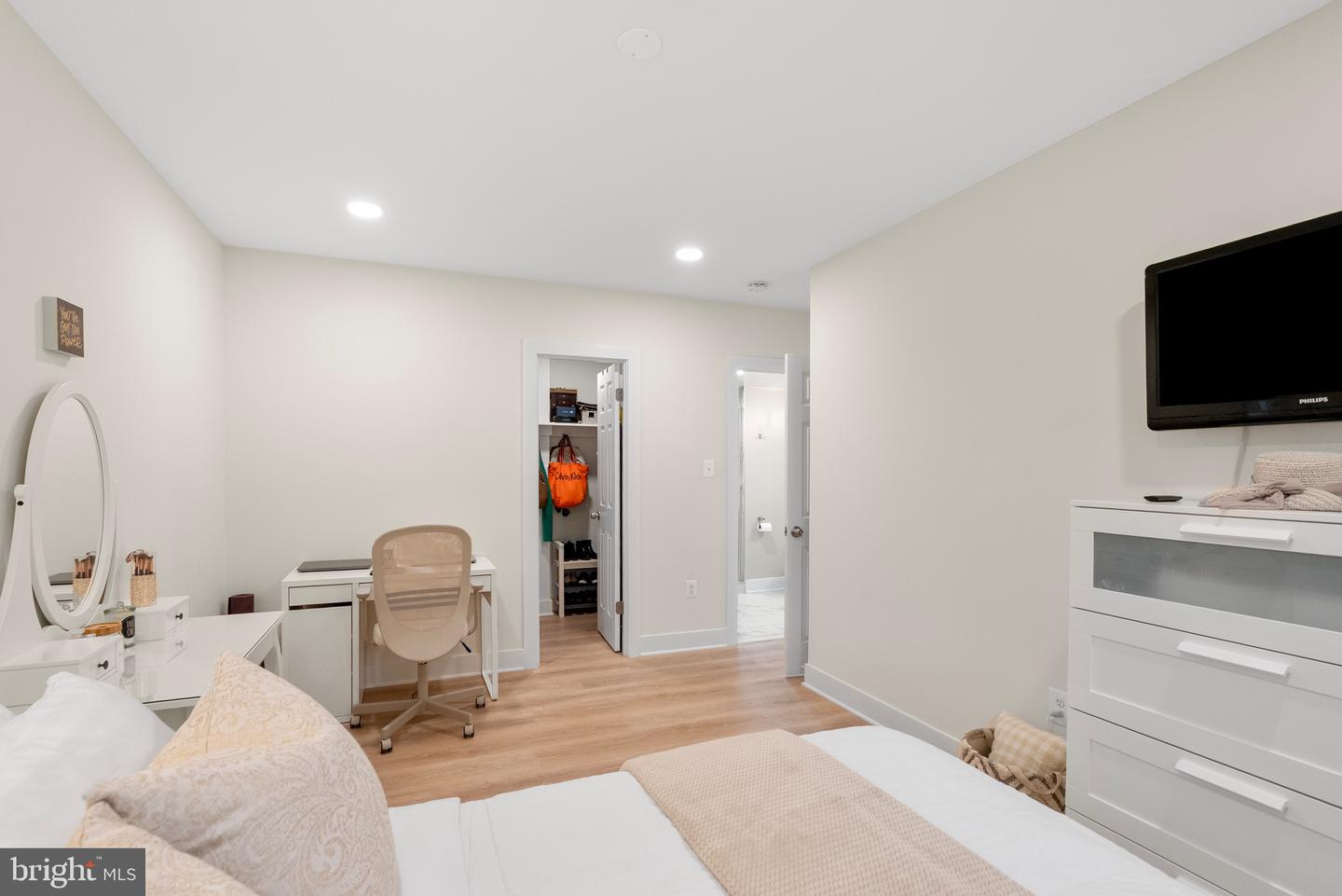 12811 CARA DR, WOODBRIDGE, Virginia 22192, 2 Bedrooms Bedrooms, ,2 BathroomsBathrooms,Residential,For sale,12811 CARA DR,VAPW2107682 MLS # VAPW2107682 12811 CARA DR, WOODBRIDGE, Virginia 22192, 2 Bedrooms Bedrooms, ,2 BathroomsBathrooms,Residential,For sale,12811 CARA DR,VAPW2107682 MLS # VAPW2107682