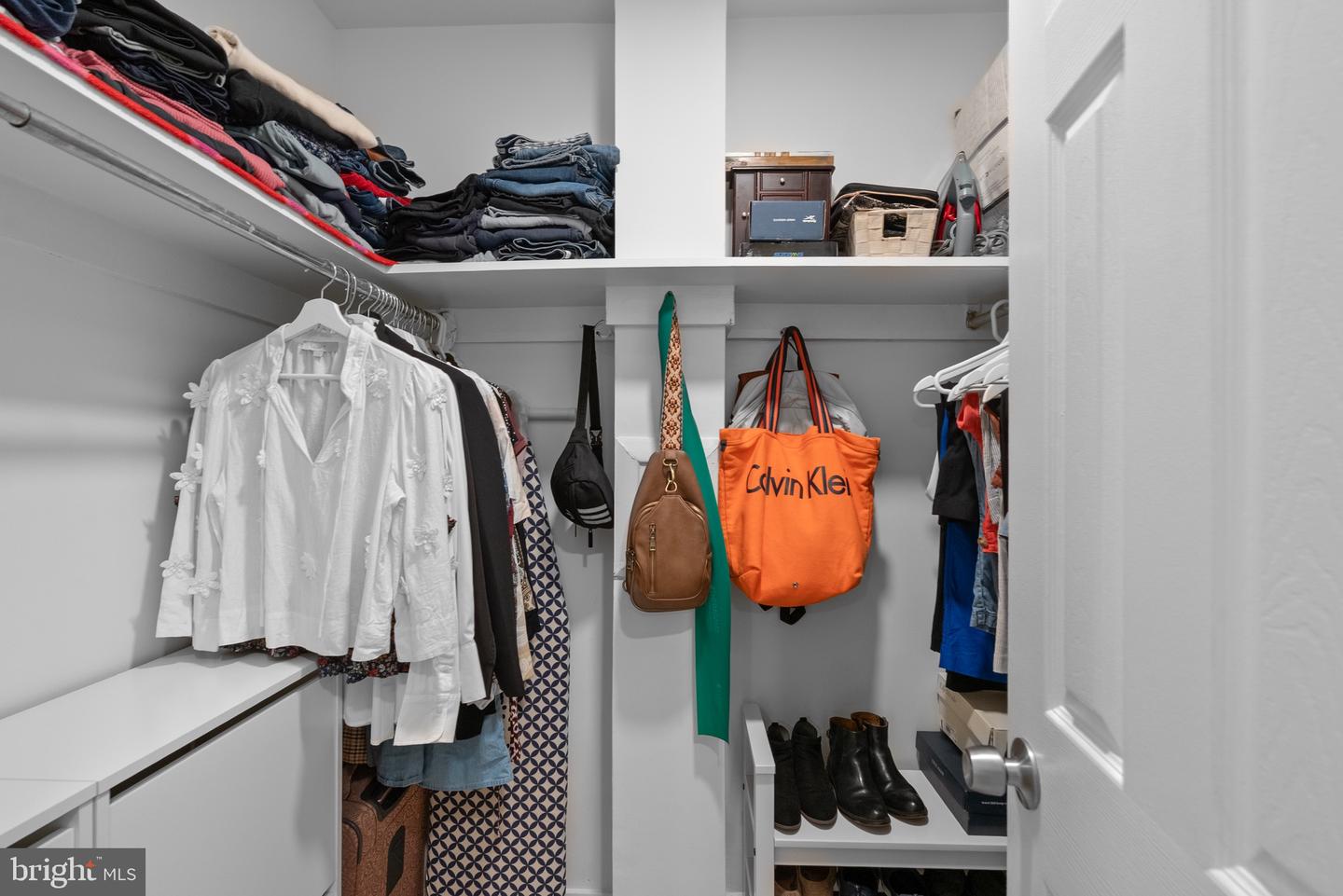 12811 CARA DR, WOODBRIDGE, Virginia 22192, 2 Bedrooms Bedrooms, ,2 BathroomsBathrooms,Residential,For sale,12811 CARA DR,VAPW2107682 MLS # VAPW2107682 12811 CARA DR, WOODBRIDGE, Virginia 22192, 2 Bedrooms Bedrooms, ,2 BathroomsBathrooms,Residential,For sale,12811 CARA DR,VAPW2107682 MLS # VAPW2107682