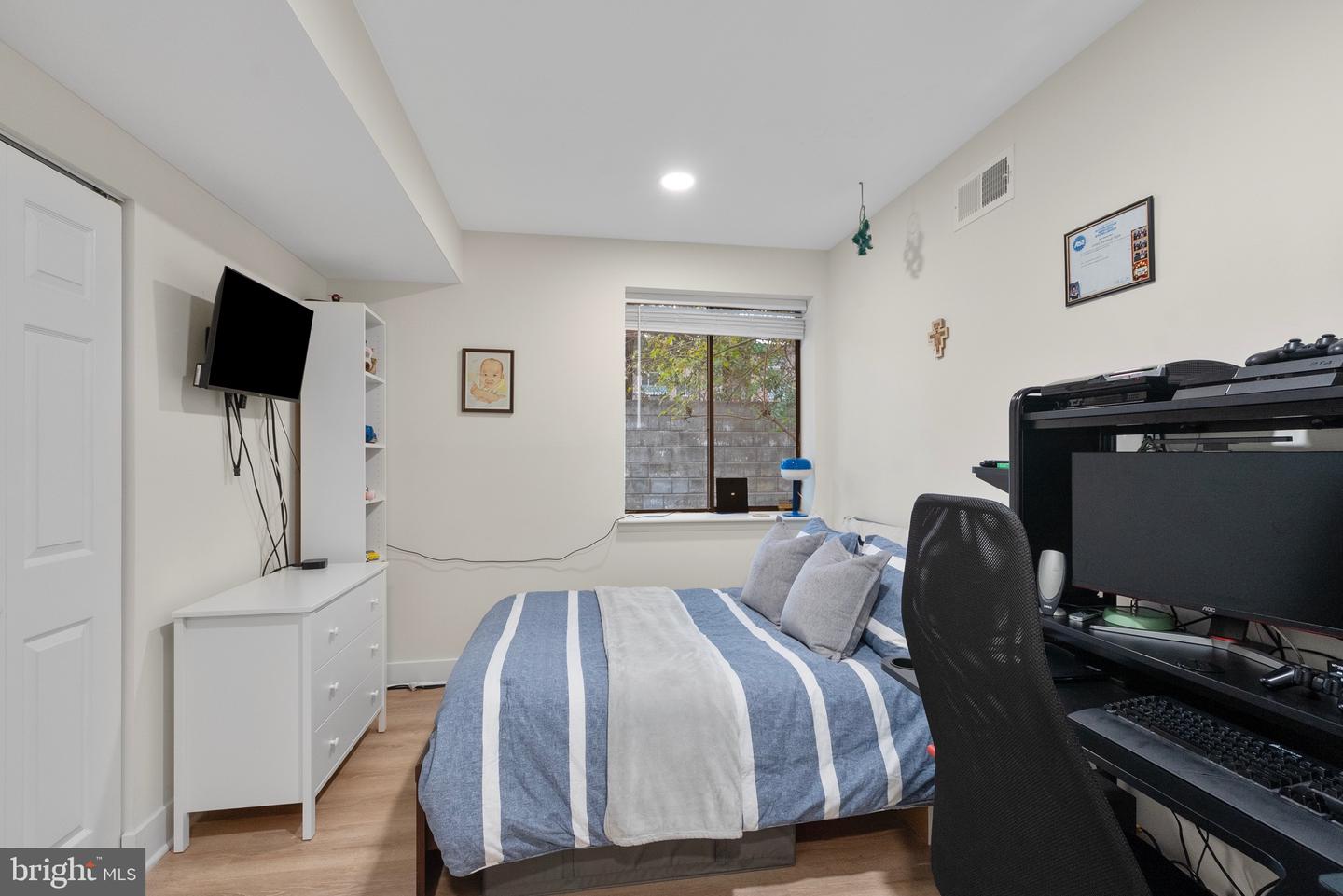 12811 CARA DR, WOODBRIDGE, Virginia 22192, 2 Bedrooms Bedrooms, ,2 BathroomsBathrooms,Residential,For sale,12811 CARA DR,VAPW2107682 MLS # VAPW2107682 12811 CARA DR, WOODBRIDGE, Virginia 22192, 2 Bedrooms Bedrooms, ,2 BathroomsBathrooms,Residential,For sale,12811 CARA DR,VAPW2107682 MLS # VAPW2107682