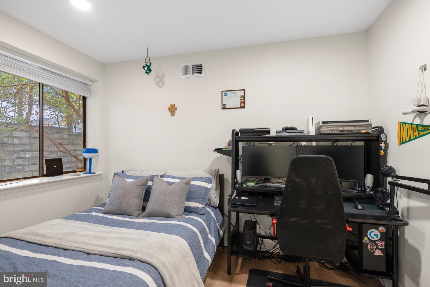 12811 CARA DR, WOODBRIDGE, Virginia 22192, 2 Bedrooms Bedrooms, ,2 BathroomsBathrooms,Residential,For sale,12811 CARA DR,VAPW2107682 MLS # VAPW2107682 12811 CARA DR, WOODBRIDGE, Virginia 22192, 2 Bedrooms Bedrooms, ,2 BathroomsBathrooms,Residential,For sale,12811 CARA DR,VAPW2107682 MLS # VAPW2107682