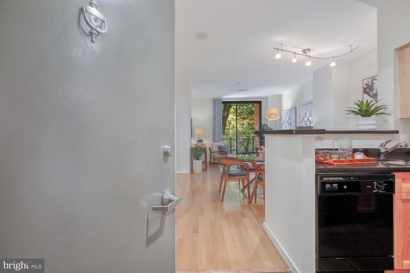 3883 CONNECTICUT AVE NW #T3, WASHINGTON, District Of Columbia 20008, 1 Bedroom Bedrooms, ,1 BathroomBathrooms,Residential,For sale,3883 CONNECTICUT AVE NW #T3,DCDC2231466 MLS # DCDC2231466