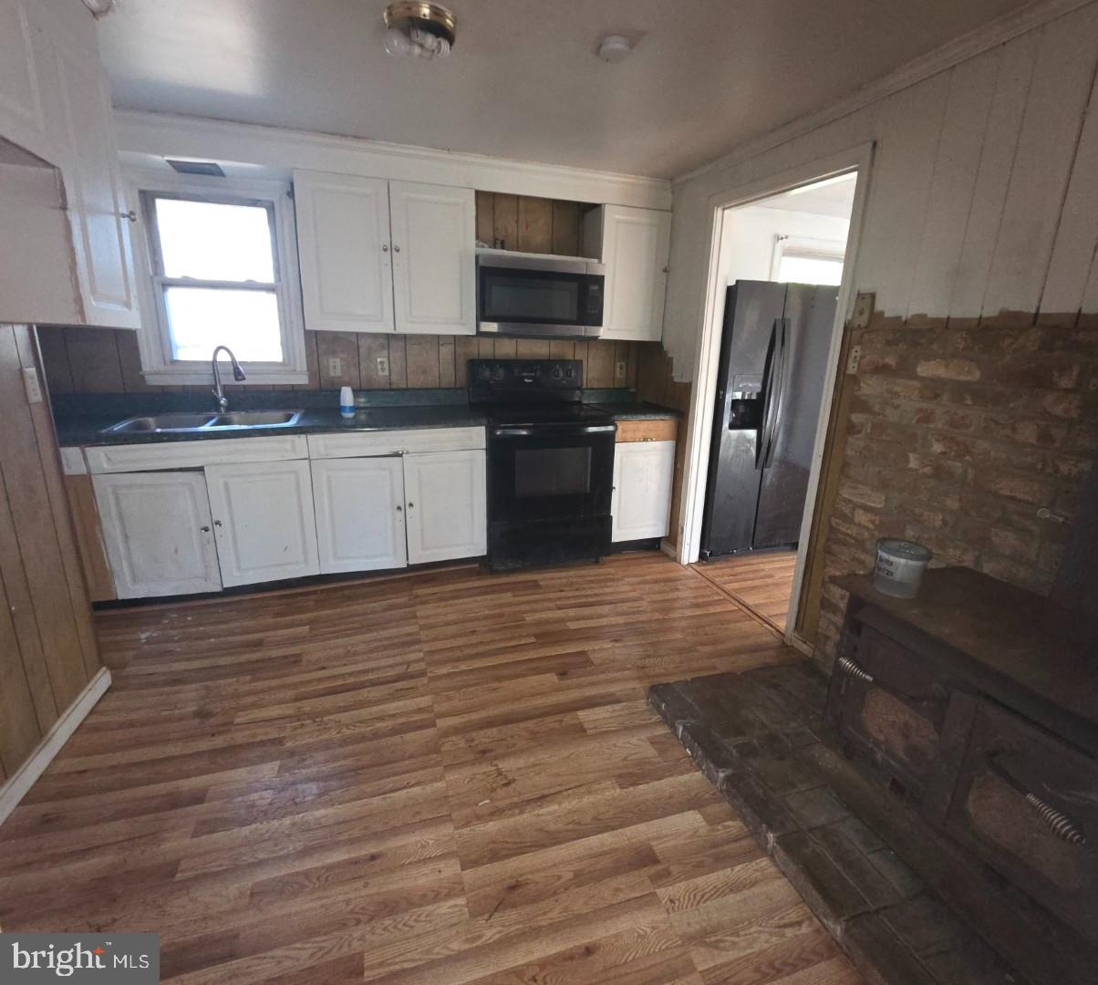 3717 FREEZELAND RD, LINDEN, Virginia 22642, 3 Bedrooms Bedrooms, ,2 BathroomsBathrooms,Residential,For sale,3717 FREEZELAND RD,VAWR2012772 MLS # VAWR2012772