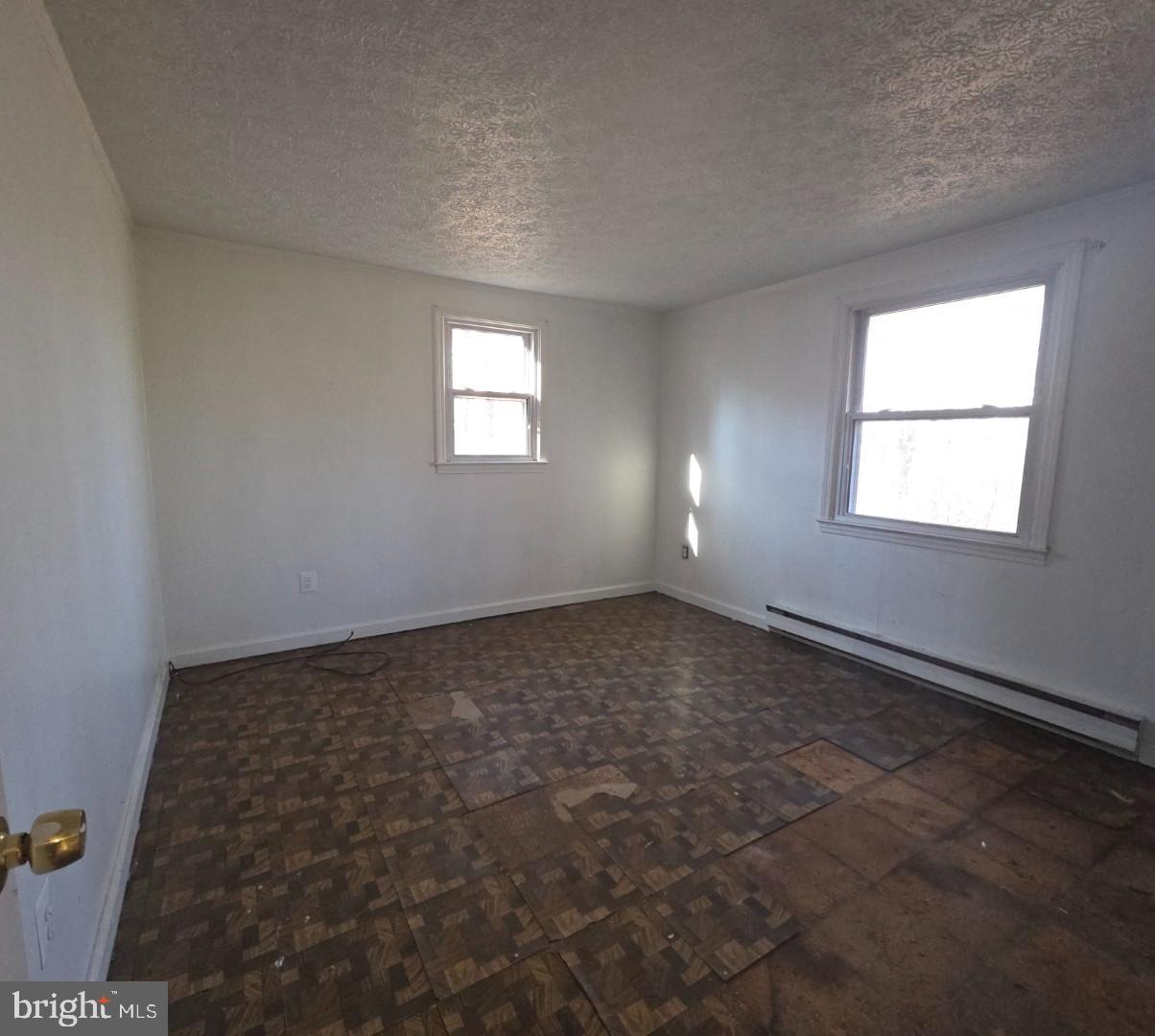 3717 FREEZELAND RD, LINDEN, Virginia 22642, 3 Bedrooms Bedrooms, ,2 BathroomsBathrooms,Residential,For sale,3717 FREEZELAND RD,VAWR2012772 MLS # VAWR2012772