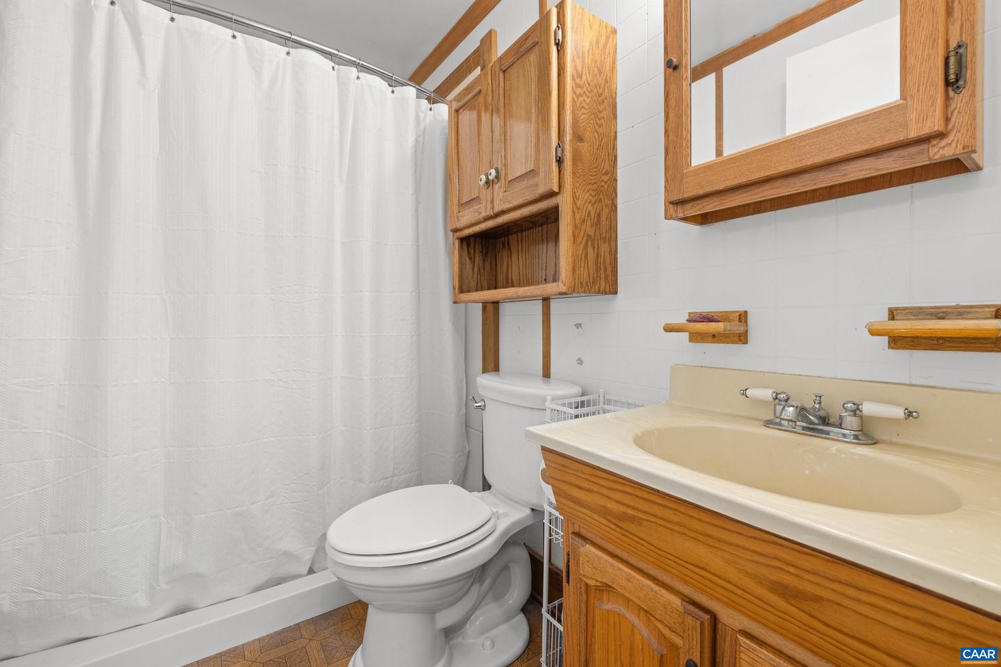 3590 GREEN CREEK RD, SCHUYLER, Virginia 22969, 3 Bedrooms Bedrooms, ,1 BathroomBathrooms,Residential,For sale,3590 GREEN CREEK RD,671007 MLS # 671007 3590 GREEN CREEK RD, SCHUYLER, Virginia 22969, 3 Bedrooms Bedrooms, ,1 BathroomBathrooms,Residential,For sale,3590 GREEN CREEK RD,671007 MLS # 671007