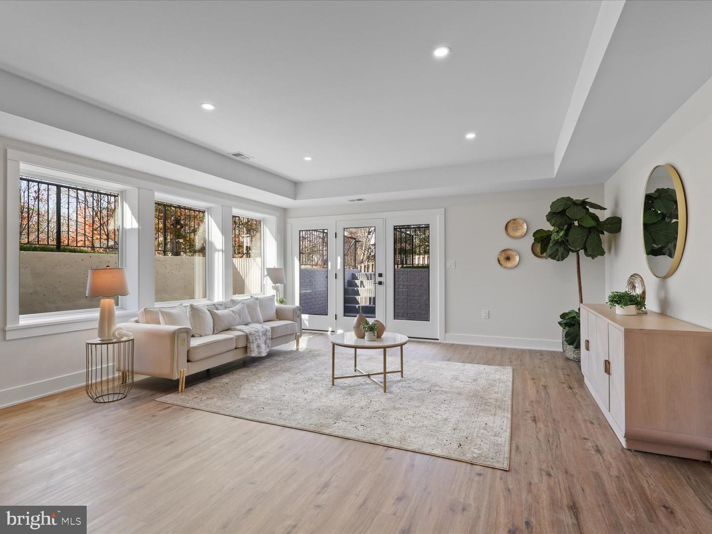 616 GIBSON CIR SW, VIENNA, Virginia 22180, 6 Bedrooms Bedrooms, ,6 BathroomsBathrooms,Residential,For sale,616 GIBSON CIR SW,VAFX2204298 MLS # VAFX2204298 616 GIBSON CIR SW, VIENNA, Virginia 22180, 6 Bedrooms Bedrooms, ,6 BathroomsBathrooms,Residential,For sale,616 GIBSON CIR SW,VAFX2204298 MLS # VAFX2204298