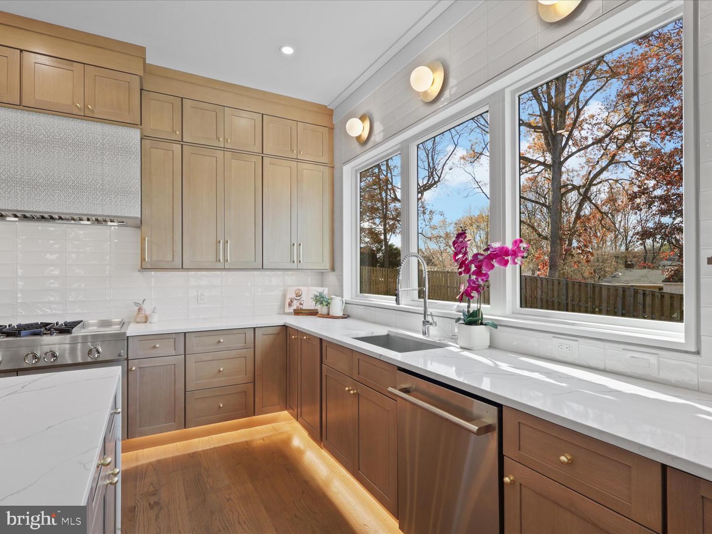 616 GIBSON CIR SW, VIENNA, Virginia 22180, 6 Bedrooms Bedrooms, ,6 BathroomsBathrooms,Residential,For sale,616 GIBSON CIR SW,VAFX2204298 MLS # VAFX2204298 616 GIBSON CIR SW, VIENNA, Virginia 22180, 6 Bedrooms Bedrooms, ,6 BathroomsBathrooms,Residential,For sale,616 GIBSON CIR SW,VAFX2204298 MLS # VAFX2204298