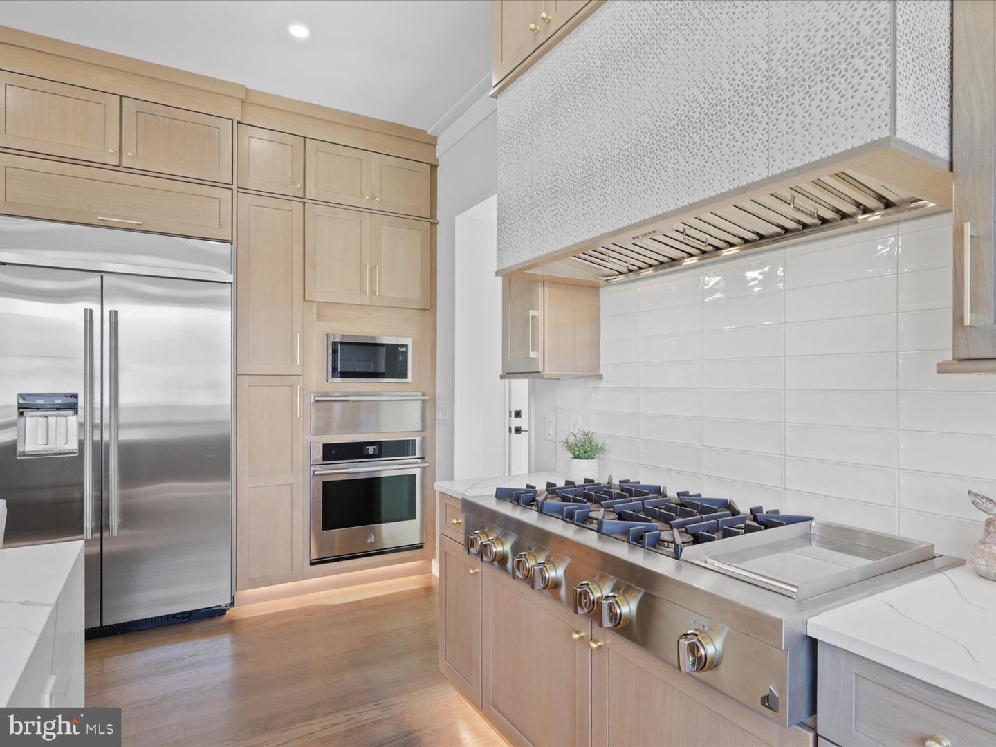 616 GIBSON CIR SW, VIENNA, Virginia 22180, 6 Bedrooms Bedrooms, ,6 BathroomsBathrooms,Residential,For sale,616 GIBSON CIR SW,VAFX2204298 MLS # VAFX2204298 616 GIBSON CIR SW, VIENNA, Virginia 22180, 6 Bedrooms Bedrooms, ,6 BathroomsBathrooms,Residential,For sale,616 GIBSON CIR SW,VAFX2204298 MLS # VAFX2204298