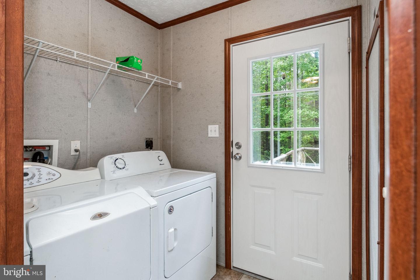 11761 TWIN BROOKS WAY, PROVIDENCE FORGE, Virginia 23140, 4 Bedrooms Bedrooms, 5 Rooms Rooms,3 BathroomsBathrooms,Residential,For sale,11761 TWIN BROOKS WAY,VANK2000100 MLS # VANK2000100