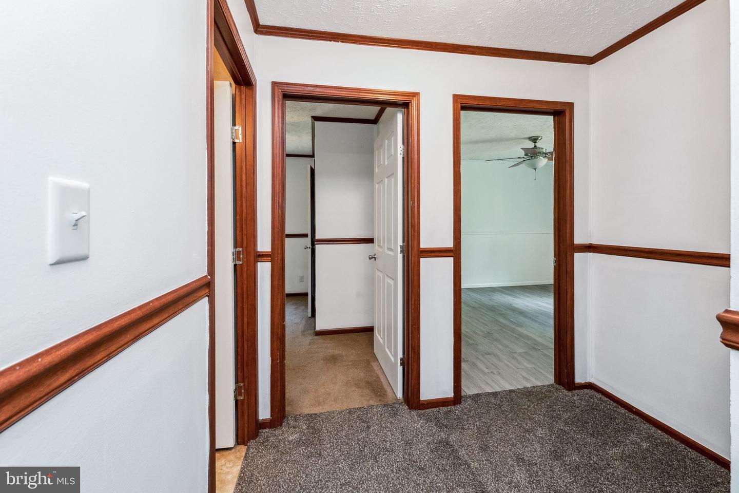 11761 TWIN BROOKS WAY, PROVIDENCE FORGE, Virginia 23140, 4 Bedrooms Bedrooms, 5 Rooms Rooms,3 BathroomsBathrooms,Residential,For sale,11761 TWIN BROOKS WAY,VANK2000100 MLS # VANK2000100