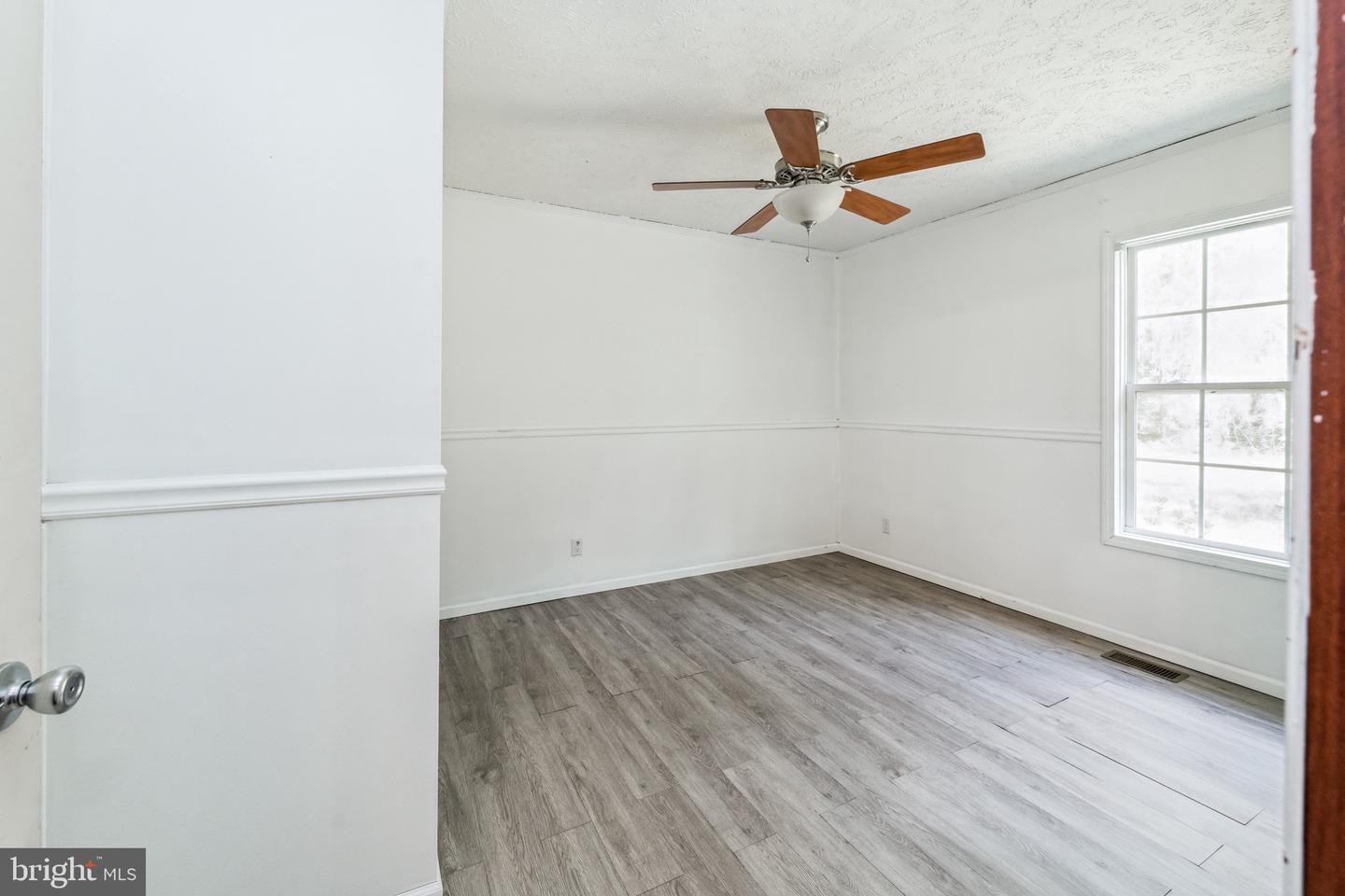 11761 TWIN BROOKS WAY, PROVIDENCE FORGE, Virginia 23140, 4 Bedrooms Bedrooms, 5 Rooms Rooms,3 BathroomsBathrooms,Residential,For sale,11761 TWIN BROOKS WAY,VANK2000100 MLS # VANK2000100