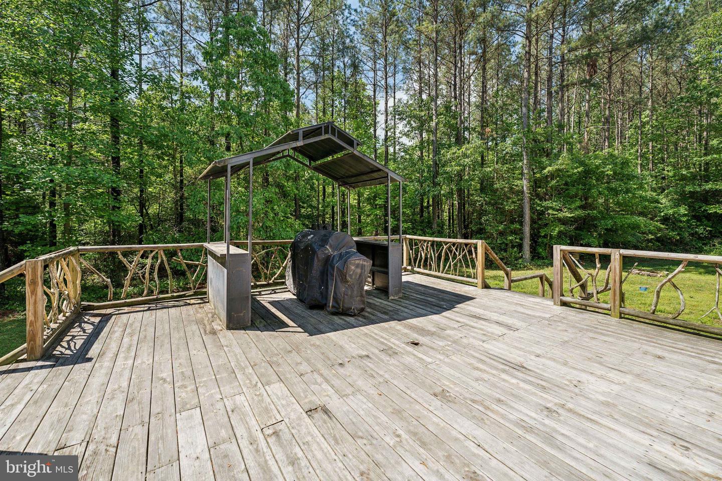 11761 TWIN BROOKS WAY, PROVIDENCE FORGE, Virginia 23140, 4 Bedrooms Bedrooms, 5 Rooms Rooms,3 BathroomsBathrooms,Residential,For sale,11761 TWIN BROOKS WAY,VANK2000100 MLS # VANK2000100