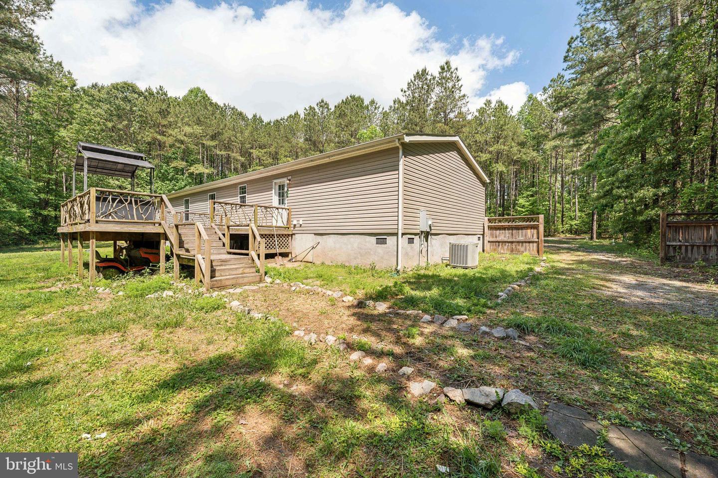 11761 TWIN BROOKS WAY, PROVIDENCE FORGE, Virginia 23140, 4 Bedrooms Bedrooms, 5 Rooms Rooms,3 BathroomsBathrooms,Residential,For sale,11761 TWIN BROOKS WAY,VANK2000100 MLS # VANK2000100