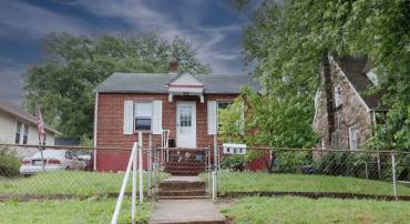 403 KERFOOT AVE, FRONT ROYAL, Virginia 22630, 3 Bedrooms Bedrooms, ,1 BathroomBathrooms,Residential,For sale,403 KERFOOT AVE,VAWR2011234 MLS # VAWR2011234