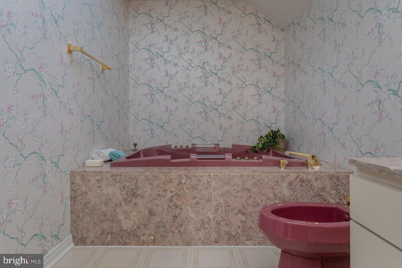 1848 COLLEGE AVE, HARRISONBURG, Virginia 22802, 3 Bedrooms Bedrooms, ,3 BathroomsBathrooms,Residential,For sale,1848 COLLEGE AVE,VAHC2000454 MLS # VAHC2000454 1848 COLLEGE AVE, HARRISONBURG, Virginia 22802, 3 Bedrooms Bedrooms, ,3 BathroomsBathrooms,Residential,For sale,1848 COLLEGE AVE,VAHC2000454 MLS # VAHC2000454