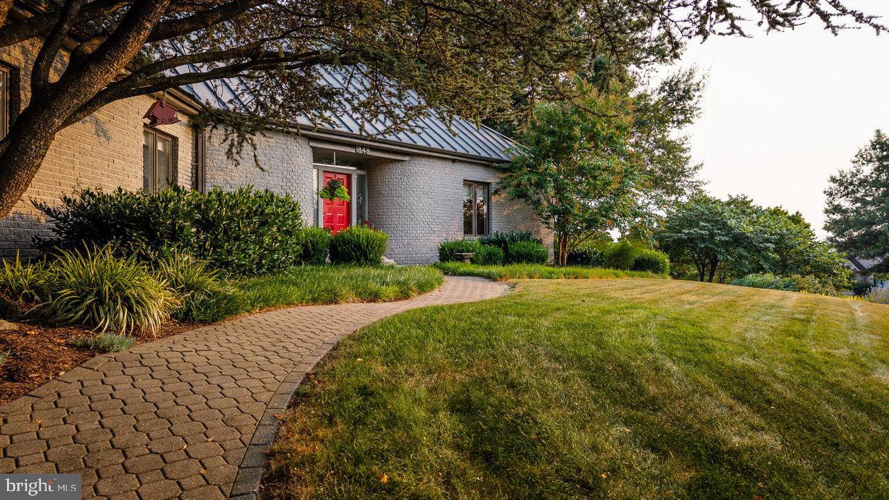 1848 COLLEGE AVE, HARRISONBURG, Virginia 22802, 3 Bedrooms Bedrooms, ,3 BathroomsBathrooms,Residential,For sale,1848 COLLEGE AVE,VAHC2000454 MLS # VAHC2000454 1848 COLLEGE AVE, HARRISONBURG, Virginia 22802, 3 Bedrooms Bedrooms, ,3 BathroomsBathrooms,Residential,For sale,1848 COLLEGE AVE,VAHC2000454 MLS # VAHC2000454