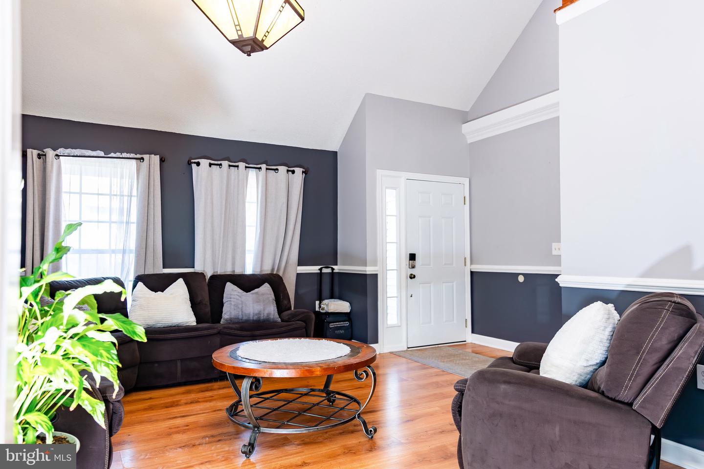 428 FOXRIDGE DR SW, LEESBURG, Virginia 20175, 4 Bedrooms Bedrooms, ,3 BathroomsBathrooms,Residential,For sale,428 FOXRIDGE DR SW,VALO2104350 MLS # VALO2104350 428 FOXRIDGE DR SW, LEESBURG, Virginia 20175, 4 Bedrooms Bedrooms, ,3 BathroomsBathrooms,Residential,For sale,428 FOXRIDGE DR SW,VALO2104350 MLS # VALO2104350