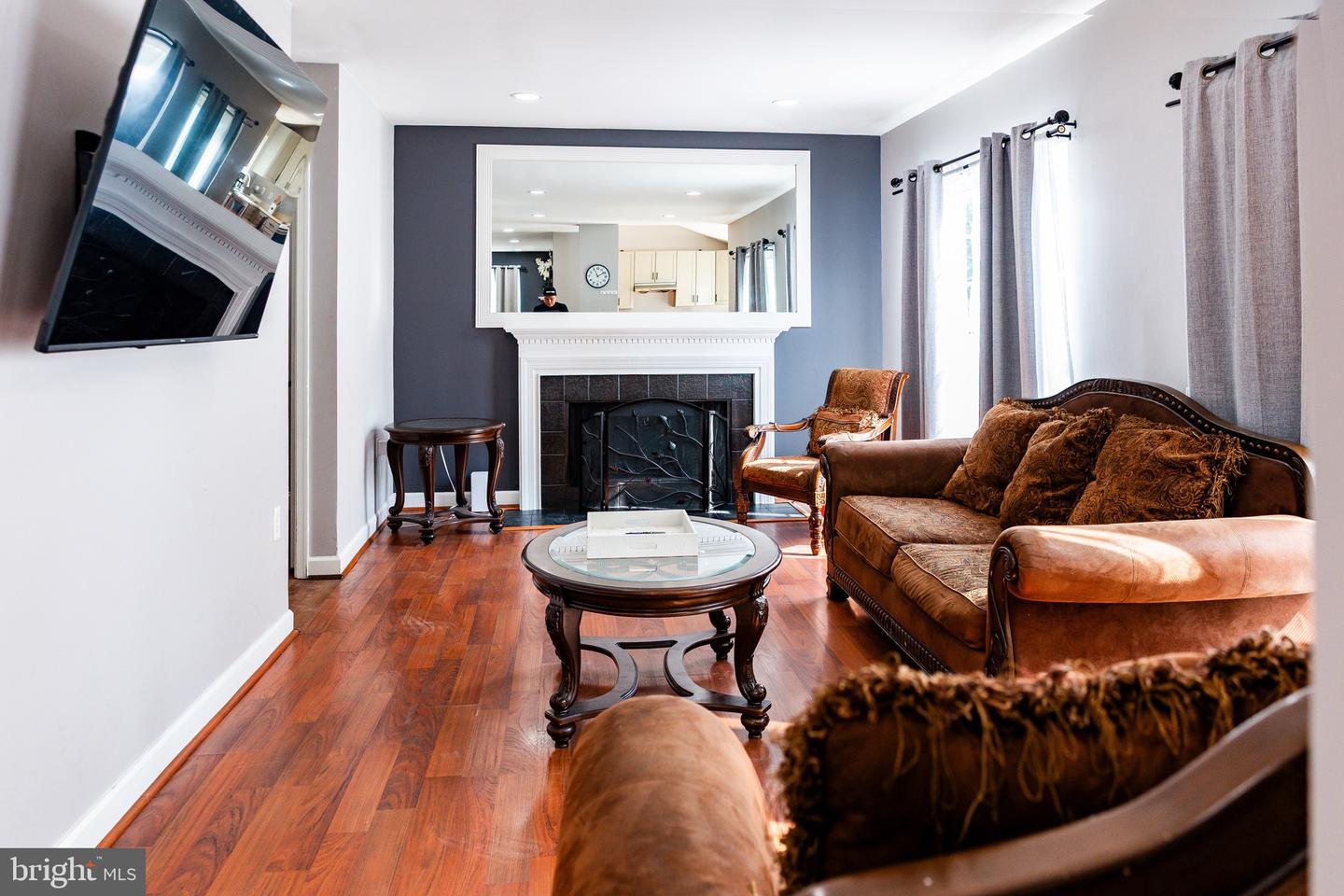 428 FOXRIDGE DR SW, LEESBURG, Virginia 20175, 4 Bedrooms Bedrooms, ,3 BathroomsBathrooms,Residential,For sale,428 FOXRIDGE DR SW,VALO2104350 MLS # VALO2104350 428 FOXRIDGE DR SW, LEESBURG, Virginia 20175, 4 Bedrooms Bedrooms, ,3 BathroomsBathrooms,Residential,For sale,428 FOXRIDGE DR SW,VALO2104350 MLS # VALO2104350