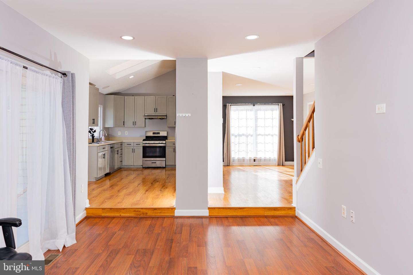 428 FOXRIDGE DR SW, LEESBURG, Virginia 20175, 4 Bedrooms Bedrooms, ,3 BathroomsBathrooms,Residential,For sale,428 FOXRIDGE DR SW,VALO2104350 MLS # VALO2104350 428 FOXRIDGE DR SW, LEESBURG, Virginia 20175, 4 Bedrooms Bedrooms, ,3 BathroomsBathrooms,Residential,For sale,428 FOXRIDGE DR SW,VALO2104350 MLS # VALO2104350