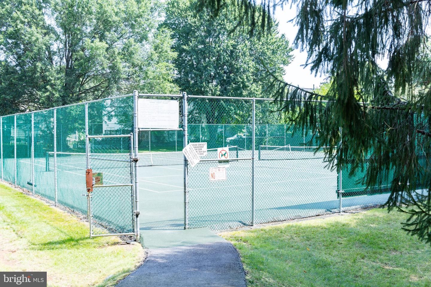 428 FOXRIDGE DR SW, LEESBURG, Virginia 20175, 4 Bedrooms Bedrooms, ,3 BathroomsBathrooms,Residential,For sale,428 FOXRIDGE DR SW,VALO2104350 MLS # VALO2104350 428 FOXRIDGE DR SW, LEESBURG, Virginia 20175, 4 Bedrooms Bedrooms, ,3 BathroomsBathrooms,Residential,For sale,428 FOXRIDGE DR SW,VALO2104350 MLS # VALO2104350