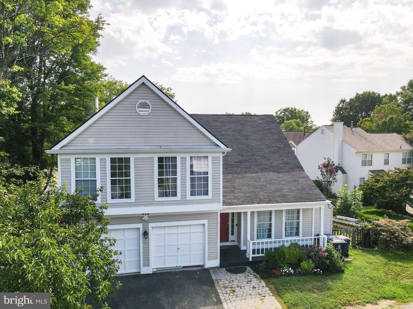 428 FOXRIDGE DR SW, LEESBURG, Virginia 20175, 4 Bedrooms Bedrooms, ,3 BathroomsBathrooms,Residential,For sale,428 FOXRIDGE DR SW,VALO2104350 MLS # VALO2104350 428 FOXRIDGE DR SW, LEESBURG, Virginia 20175, 4 Bedrooms Bedrooms, ,3 BathroomsBathrooms,Residential,For sale,428 FOXRIDGE DR SW,VALO2104350 MLS # VALO2104350