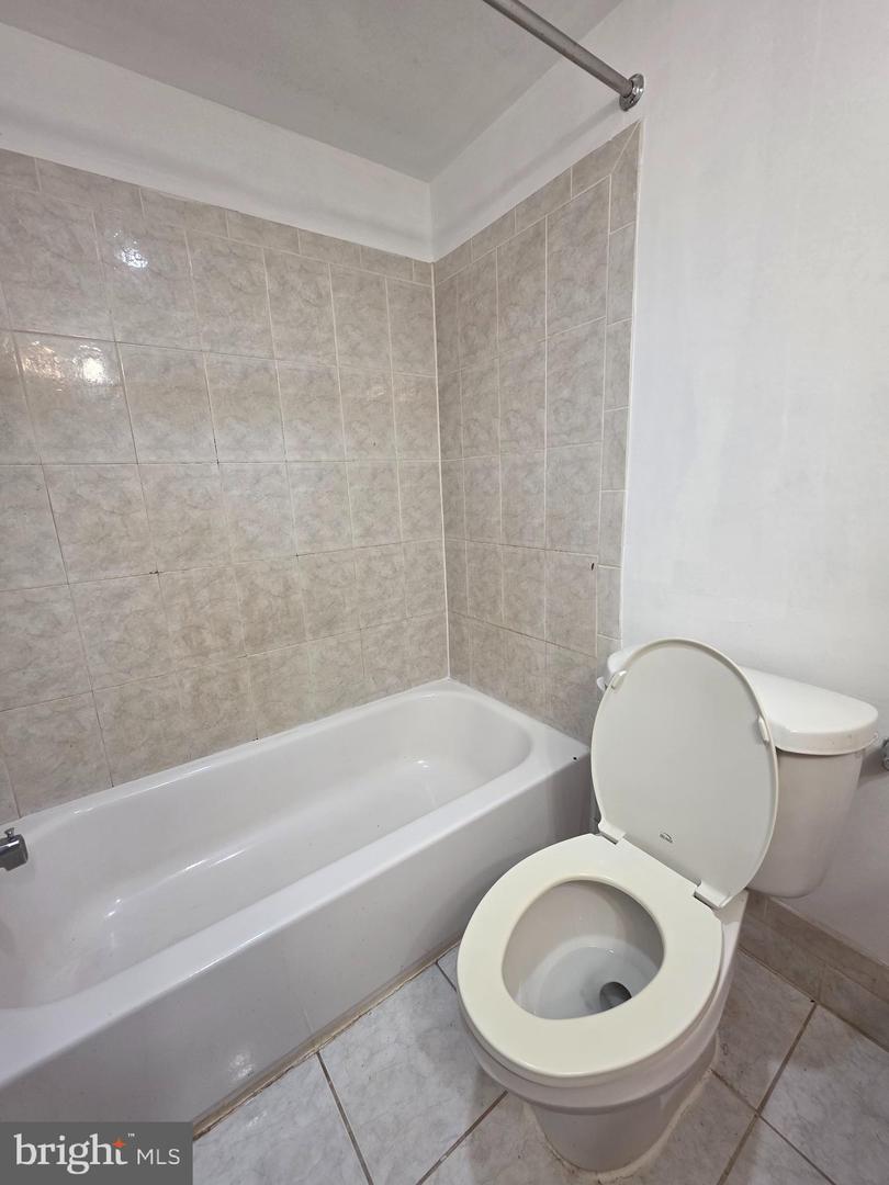 3376 WOODBURN RD #32, ANNANDALE, Virginia 22003, 2 Bedrooms Bedrooms, ,1 BathroomBathrooms,Residential,For sale,3376 WOODBURN RD #32,VAFX2264554 MLS # VAFX2264554