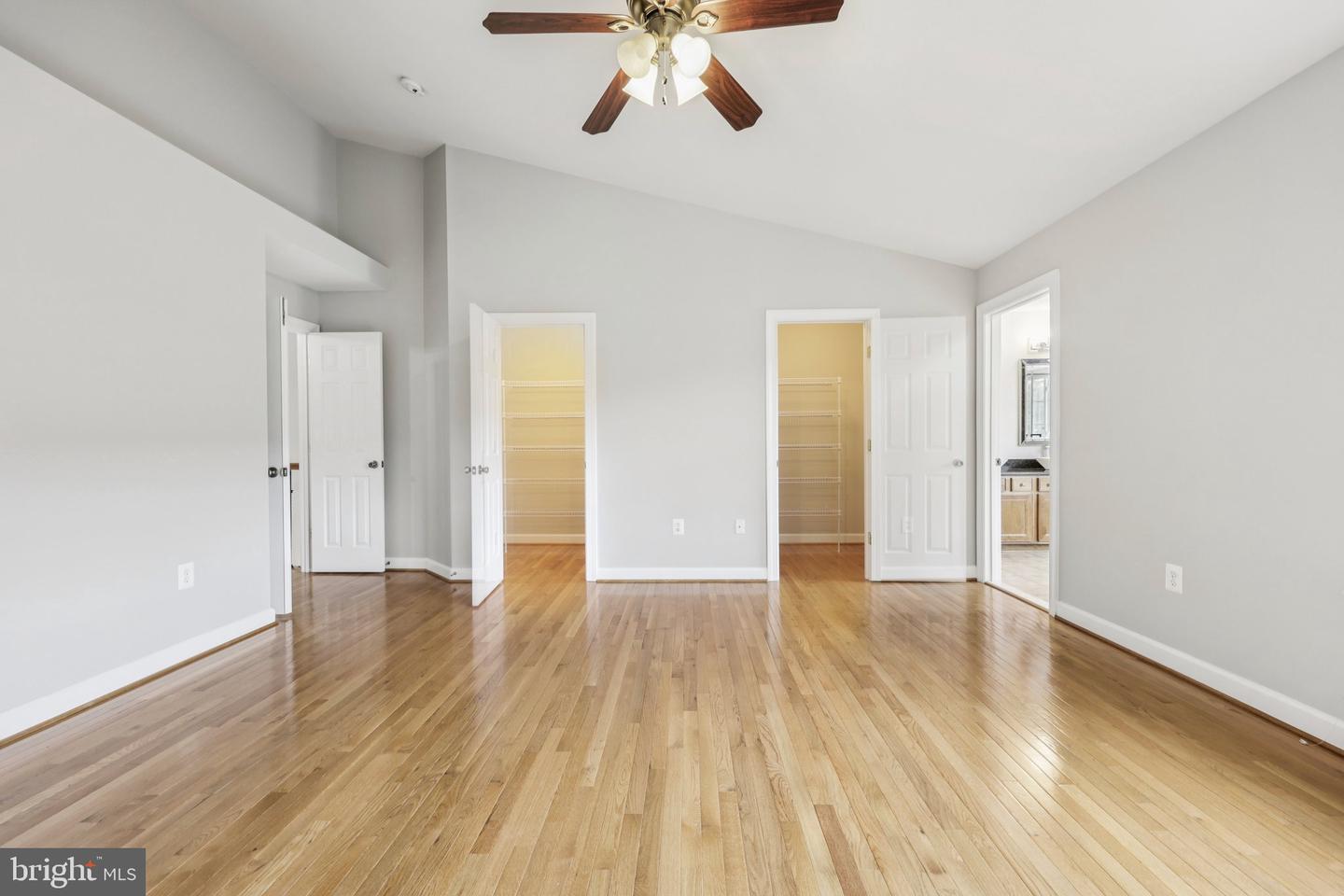 6054 POPES CREEK PL, HAYMARKET, Virginia 20169, 3 Bedrooms Bedrooms, ,3 BathroomsBathrooms,Residential,For sale,6054 POPES CREEK PL,VAPW2104212 MLS # VAPW2104212 6054 POPES CREEK PL, HAYMARKET, Virginia 20169, 3 Bedrooms Bedrooms, ,3 BathroomsBathrooms,Residential,For sale,6054 POPES CREEK PL,VAPW2104212 MLS # VAPW2104212