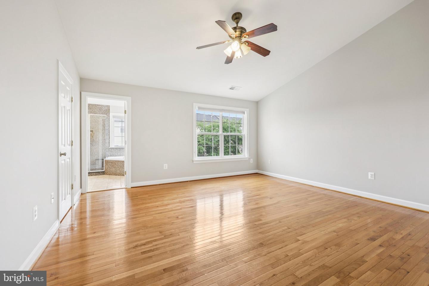 6054 POPES CREEK PL, HAYMARKET, Virginia 20169, 3 Bedrooms Bedrooms, ,3 BathroomsBathrooms,Residential,For sale,6054 POPES CREEK PL,VAPW2104212 MLS # VAPW2104212 6054 POPES CREEK PL, HAYMARKET, Virginia 20169, 3 Bedrooms Bedrooms, ,3 BathroomsBathrooms,Residential,For sale,6054 POPES CREEK PL,VAPW2104212 MLS # VAPW2104212