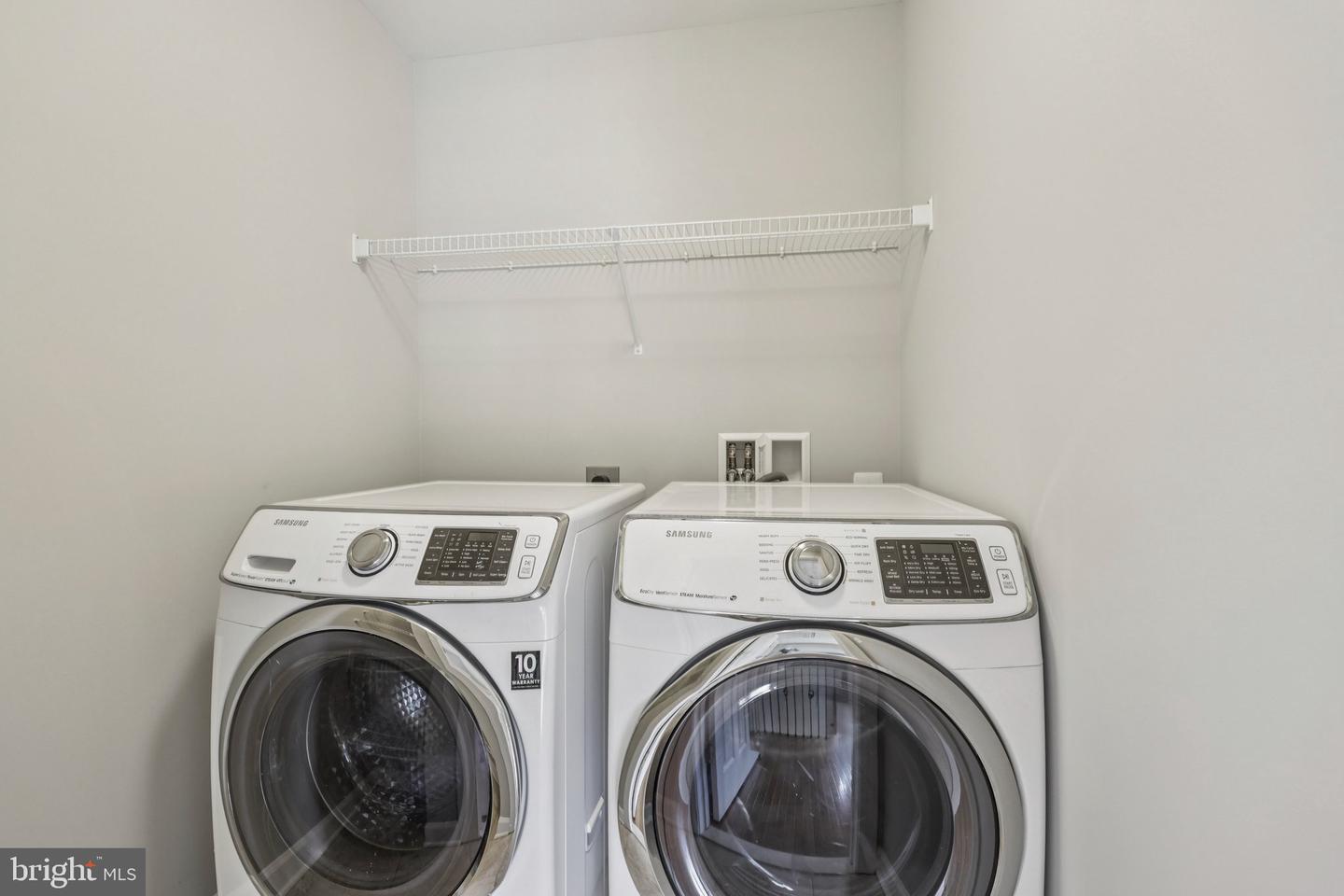 6054 POPES CREEK PL, HAYMARKET, Virginia 20169, 3 Bedrooms Bedrooms, ,3 BathroomsBathrooms,Residential,For sale,6054 POPES CREEK PL,VAPW2104212 MLS # VAPW2104212 6054 POPES CREEK PL, HAYMARKET, Virginia 20169, 3 Bedrooms Bedrooms, ,3 BathroomsBathrooms,Residential,For sale,6054 POPES CREEK PL,VAPW2104212 MLS # VAPW2104212