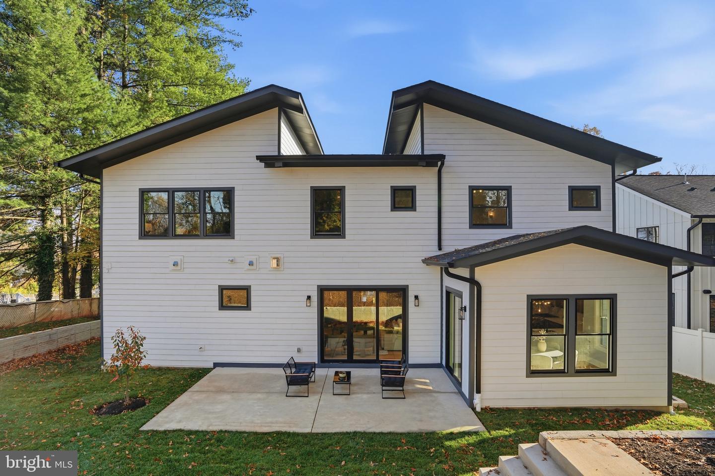 7306 SPORTSMAN DR, FALLS CHURCH, Virginia 22043, 6 Bedrooms Bedrooms, ,7 BathroomsBathrooms,Residential,For sale,7306 SPORTSMAN DR,VAFX2267938 MLS # VAFX2267938 7306 SPORTSMAN DR, FALLS CHURCH, Virginia 22043, 6 Bedrooms Bedrooms, ,7 BathroomsBathrooms,Residential,For sale,7306 SPORTSMAN DR,VAFX2267938 MLS # VAFX2267938