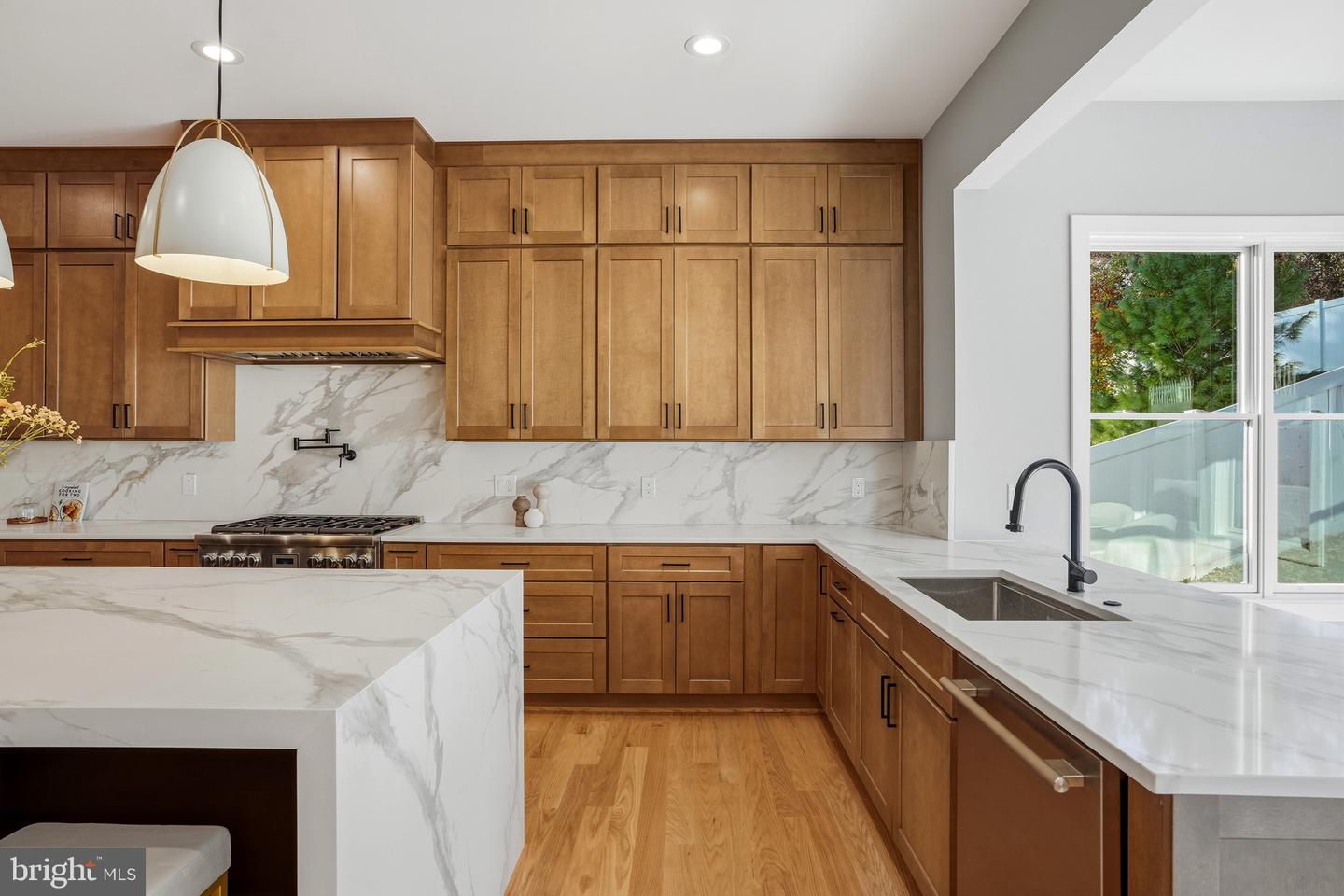 7306 SPORTSMAN DR, FALLS CHURCH, Virginia 22043, 6 Bedrooms Bedrooms, ,7 BathroomsBathrooms,Residential,For sale,7306 SPORTSMAN DR,VAFX2267938 MLS # VAFX2267938 7306 SPORTSMAN DR, FALLS CHURCH, Virginia 22043, 6 Bedrooms Bedrooms, ,7 BathroomsBathrooms,Residential,For sale,7306 SPORTSMAN DR,VAFX2267938 MLS # VAFX2267938