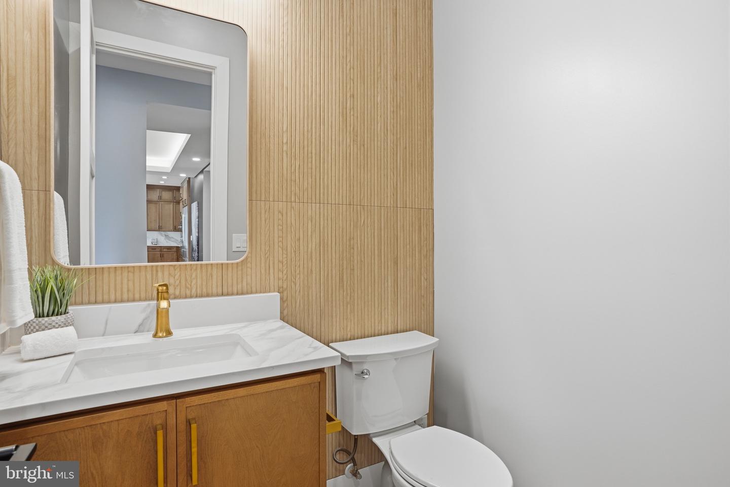 7306 SPORTSMAN DR, FALLS CHURCH, Virginia 22043, 6 Bedrooms Bedrooms, ,7 BathroomsBathrooms,Residential,For sale,7306 SPORTSMAN DR,VAFX2267938 MLS # VAFX2267938 7306 SPORTSMAN DR, FALLS CHURCH, Virginia 22043, 6 Bedrooms Bedrooms, ,7 BathroomsBathrooms,Residential,For sale,7306 SPORTSMAN DR,VAFX2267938 MLS # VAFX2267938