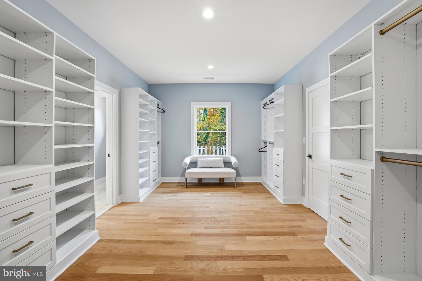 7306 SPORTSMAN DR, FALLS CHURCH, Virginia 22043, 6 Bedrooms Bedrooms, ,7 BathroomsBathrooms,Residential,For sale,7306 SPORTSMAN DR,VAFX2267938 MLS # VAFX2267938 7306 SPORTSMAN DR, FALLS CHURCH, Virginia 22043, 6 Bedrooms Bedrooms, ,7 BathroomsBathrooms,Residential,For sale,7306 SPORTSMAN DR,VAFX2267938 MLS # VAFX2267938