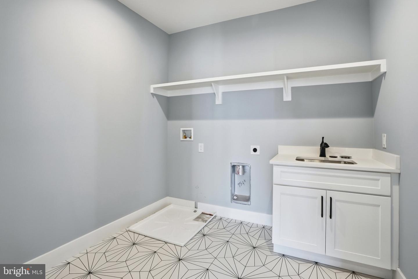 7306 SPORTSMAN DR, FALLS CHURCH, Virginia 22043, 6 Bedrooms Bedrooms, ,7 BathroomsBathrooms,Residential,For sale,7306 SPORTSMAN DR,VAFX2267938 MLS # VAFX2267938 7306 SPORTSMAN DR, FALLS CHURCH, Virginia 22043, 6 Bedrooms Bedrooms, ,7 BathroomsBathrooms,Residential,For sale,7306 SPORTSMAN DR,VAFX2267938 MLS # VAFX2267938