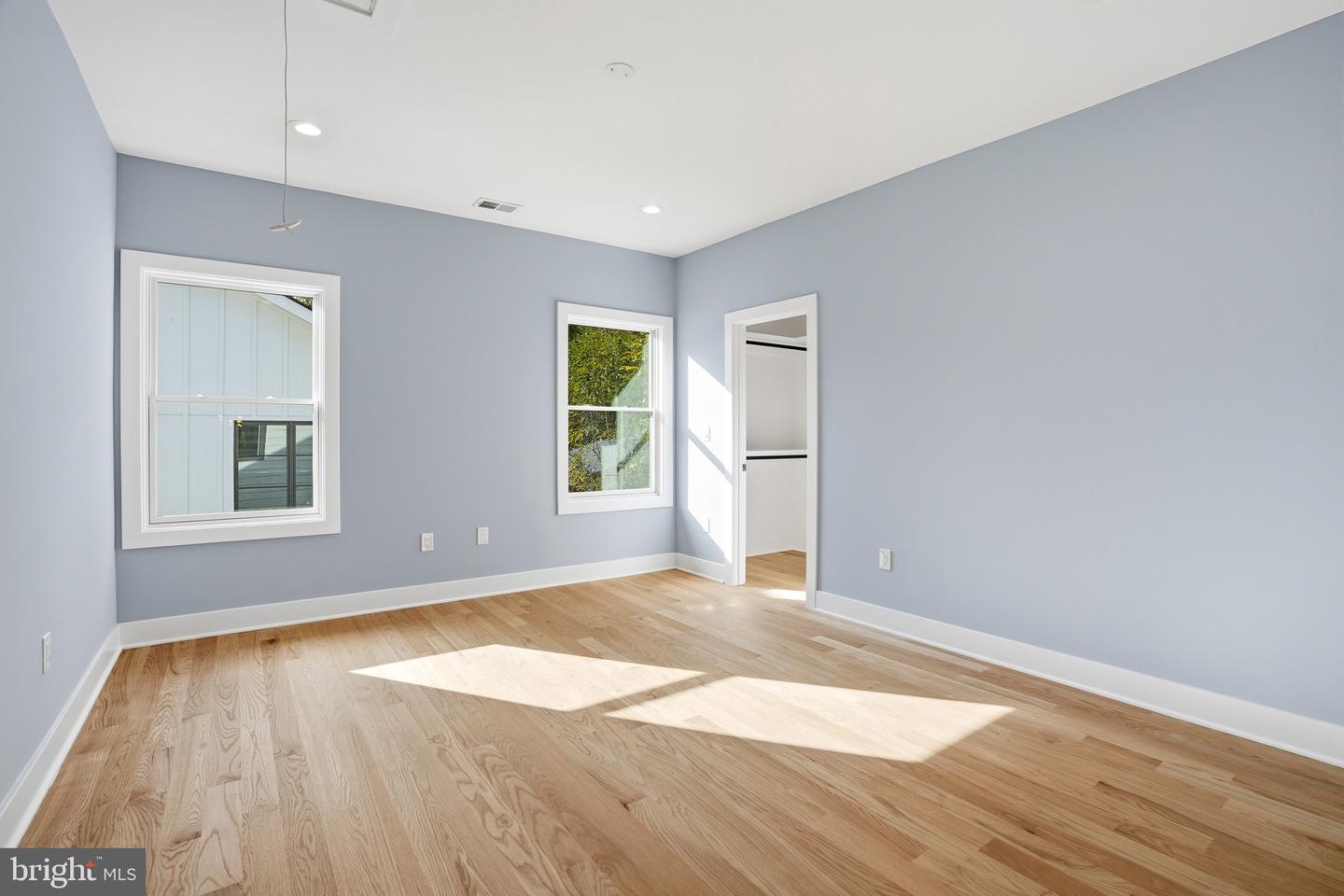 7306 SPORTSMAN DR, FALLS CHURCH, Virginia 22043, 6 Bedrooms Bedrooms, ,7 BathroomsBathrooms,Residential,For sale,7306 SPORTSMAN DR,VAFX2267938 MLS # VAFX2267938 7306 SPORTSMAN DR, FALLS CHURCH, Virginia 22043, 6 Bedrooms Bedrooms, ,7 BathroomsBathrooms,Residential,For sale,7306 SPORTSMAN DR,VAFX2267938 MLS # VAFX2267938