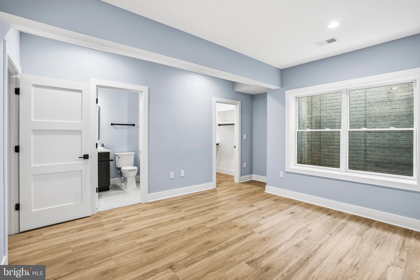 7306 SPORTSMAN DR, FALLS CHURCH, Virginia 22043, 6 Bedrooms Bedrooms, ,7 BathroomsBathrooms,Residential,For sale,7306 SPORTSMAN DR,VAFX2267938 MLS # VAFX2267938 7306 SPORTSMAN DR, FALLS CHURCH, Virginia 22043, 6 Bedrooms Bedrooms, ,7 BathroomsBathrooms,Residential,For sale,7306 SPORTSMAN DR,VAFX2267938 MLS # VAFX2267938