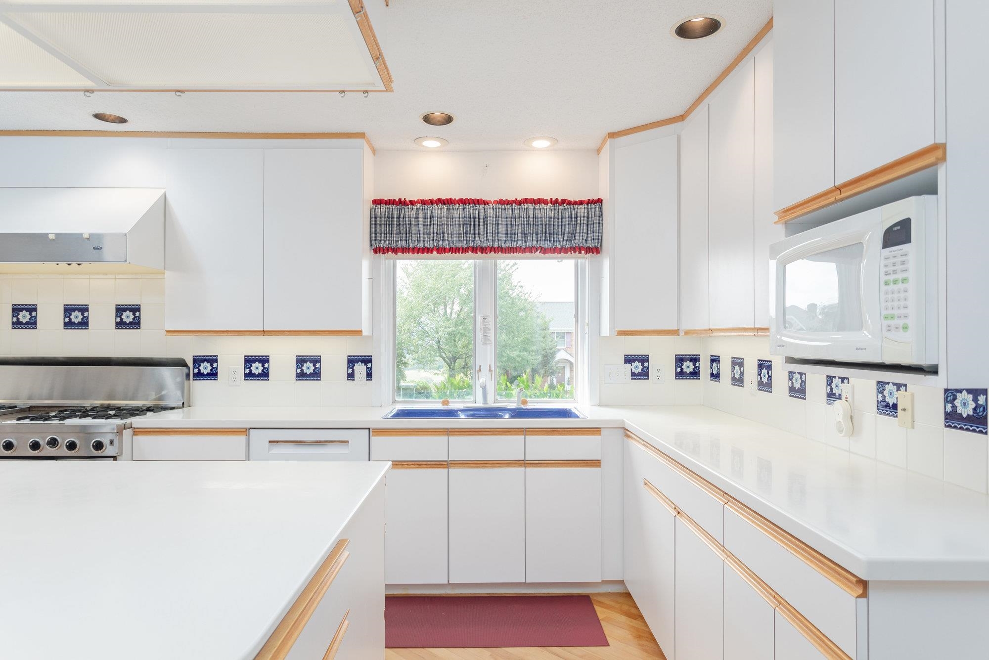 1848 COLLEGE AVE, HARRISONBURG, Virginia 22802, 3 Bedrooms Bedrooms, ,3 BathroomsBathrooms,Residential,1848 COLLEGE AVE,668867 MLS # 668867 1848 COLLEGE AVE, HARRISONBURG, Virginia 22802, 3 Bedrooms Bedrooms, ,3 BathroomsBathrooms,Residential,1848 COLLEGE AVE,668867 MLS # 668867