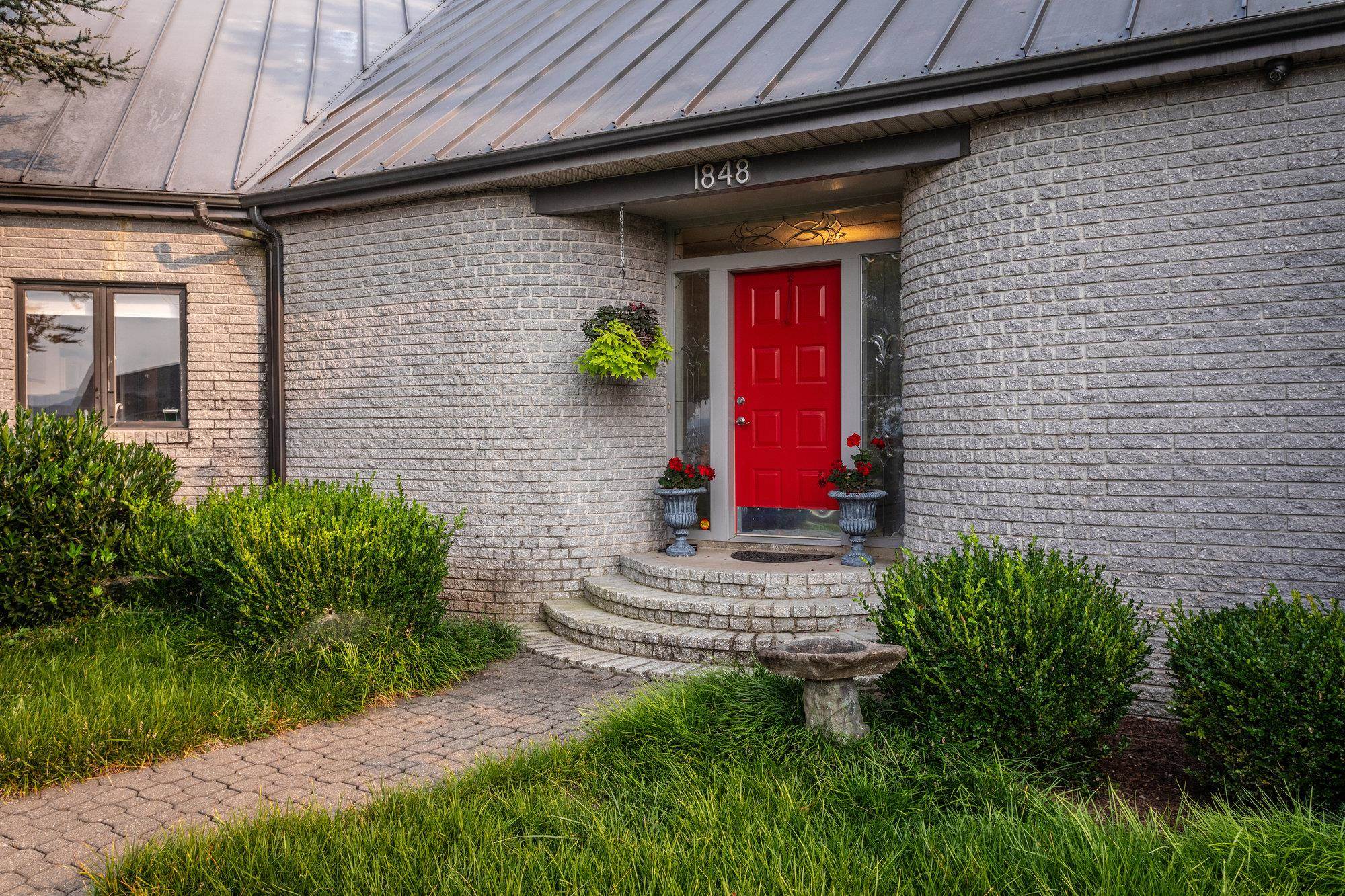 1848 COLLEGE AVE, HARRISONBURG, Virginia 22802, 3 Bedrooms Bedrooms, ,3 BathroomsBathrooms,Residential,1848 COLLEGE AVE,668867 MLS # 668867 1848 COLLEGE AVE, HARRISONBURG, Virginia 22802, 3 Bedrooms Bedrooms, ,3 BathroomsBathrooms,Residential,1848 COLLEGE AVE,668867 MLS # 668867