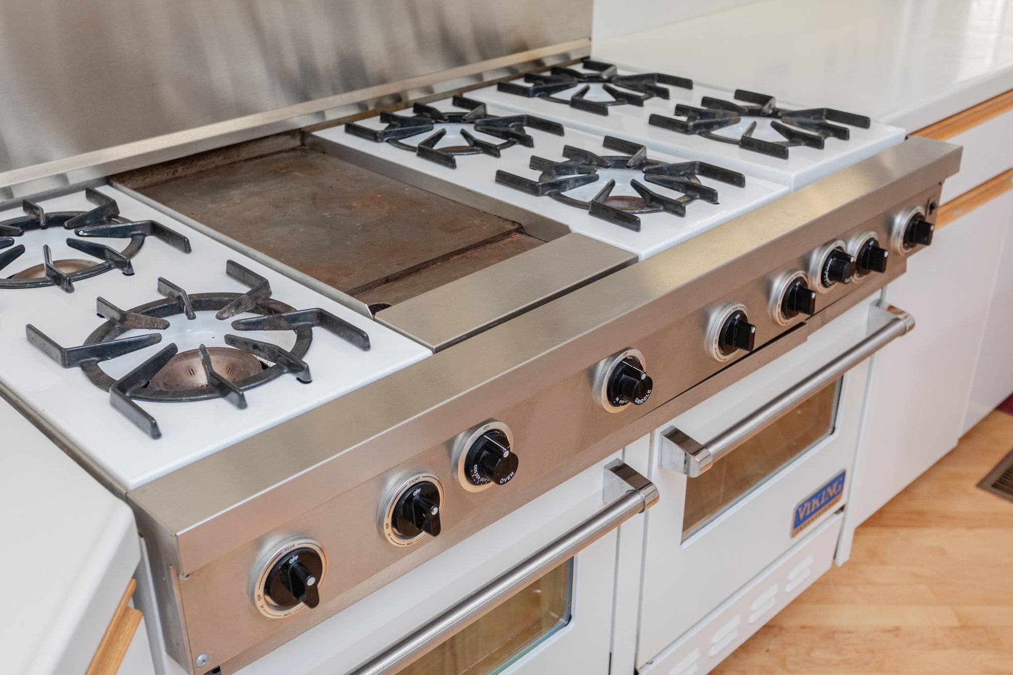 1848 COLLEGE AVE, HARRISONBURG, Virginia 22802, 3 Bedrooms Bedrooms, ,3 BathroomsBathrooms,Residential,1848 COLLEGE AVE,668867 MLS # 668867 1848 COLLEGE AVE, HARRISONBURG, Virginia 22802, 3 Bedrooms Bedrooms, ,3 BathroomsBathrooms,Residential,1848 COLLEGE AVE,668867 MLS # 668867