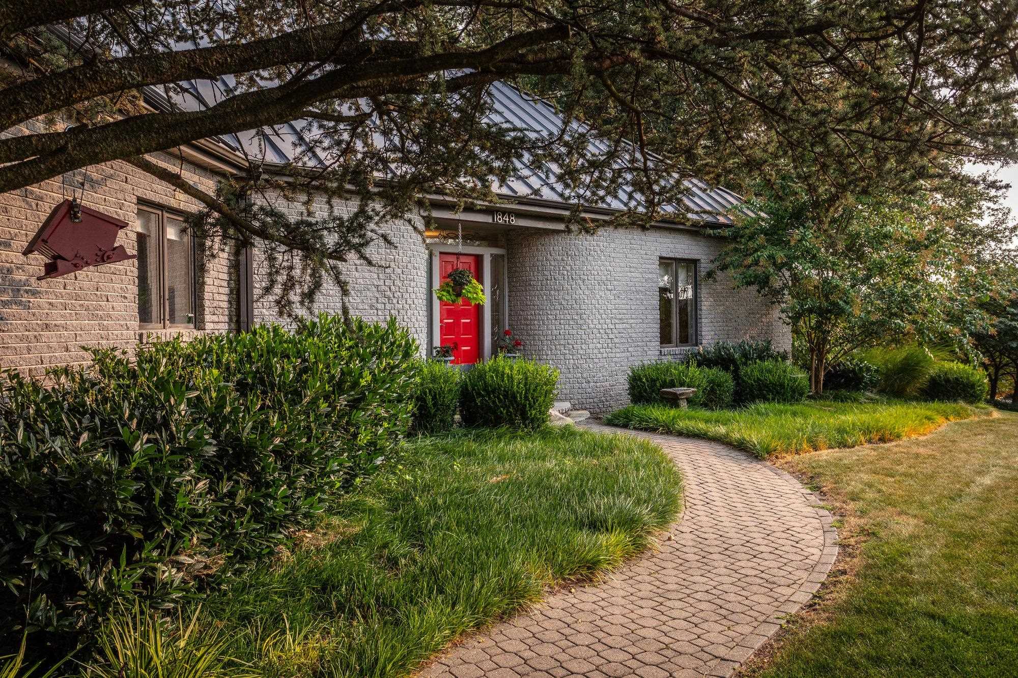 1848 COLLEGE AVE, HARRISONBURG, Virginia 22802, 3 Bedrooms Bedrooms, ,3 BathroomsBathrooms,Residential,1848 COLLEGE AVE,668867 MLS # 668867 1848 COLLEGE AVE, HARRISONBURG, Virginia 22802, 3 Bedrooms Bedrooms, ,3 BathroomsBathrooms,Residential,1848 COLLEGE AVE,668867 MLS # 668867