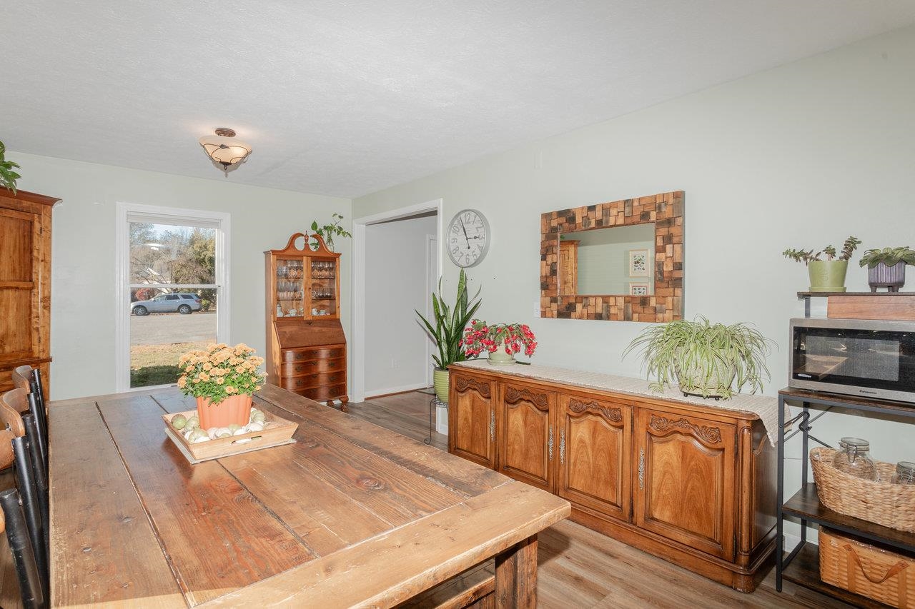 3085 KOFFEE LN, ROCKINGHAM, Virginia 22801, 3 Bedrooms Bedrooms, ,2 BathroomsBathrooms,Residential,3085 KOFFEE LN,671040 MLS # 671040 3085 KOFFEE LN, ROCKINGHAM, Virginia 22801, 3 Bedrooms Bedrooms, ,2 BathroomsBathrooms,Residential,3085 KOFFEE LN,671040 MLS # 671040